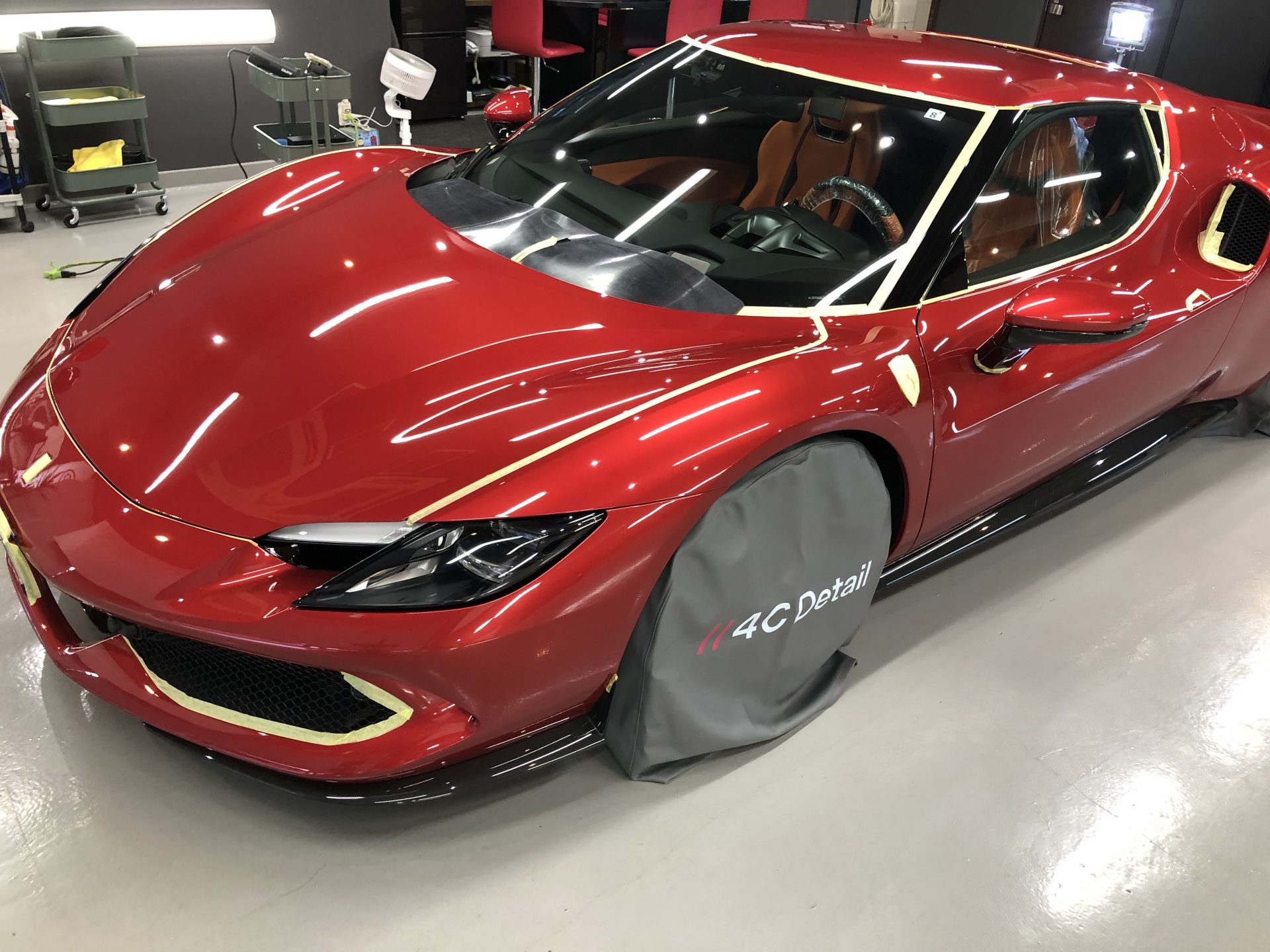 新車フェラーリ296GTB ロッソイモラ 4Cプレミアムガラス