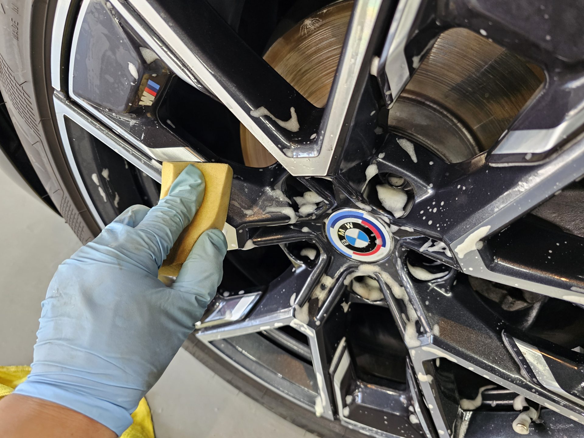 BMW420グランクーペ ホイール洗浄
