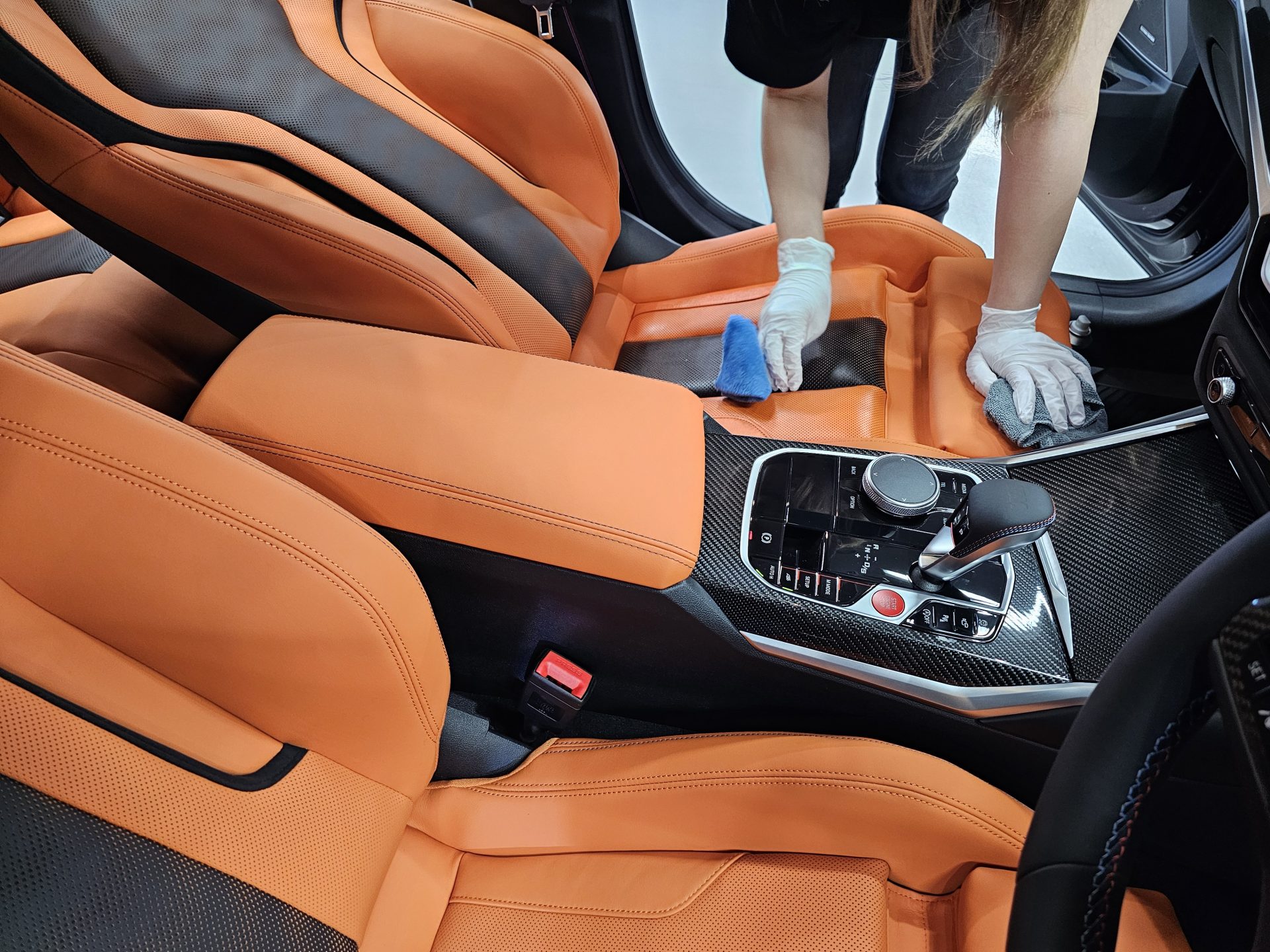 BMW M3ツーリング 新車 レザーシートコーティング塗布
