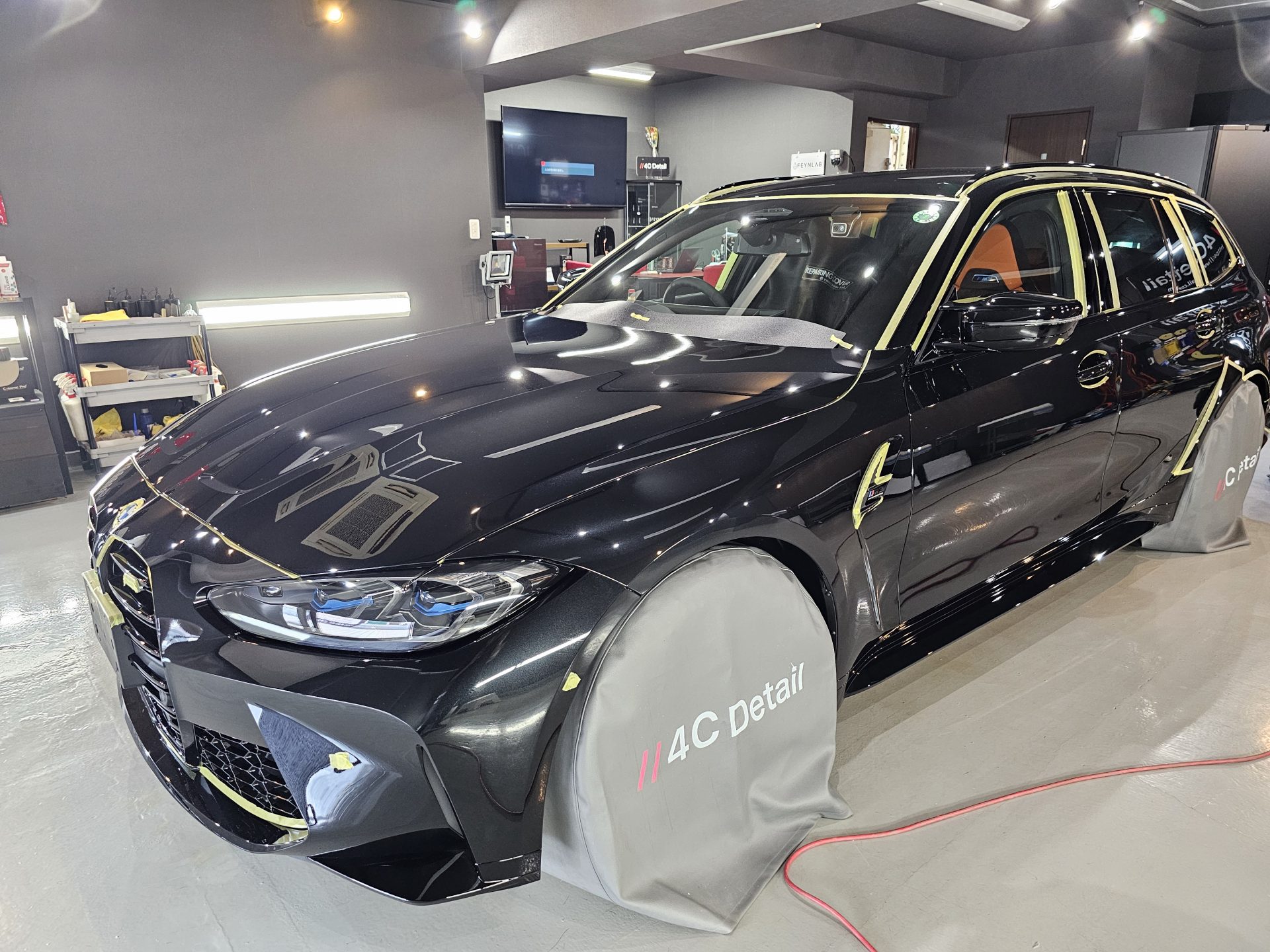 BMW M3ツーリング 新車 磨き準備