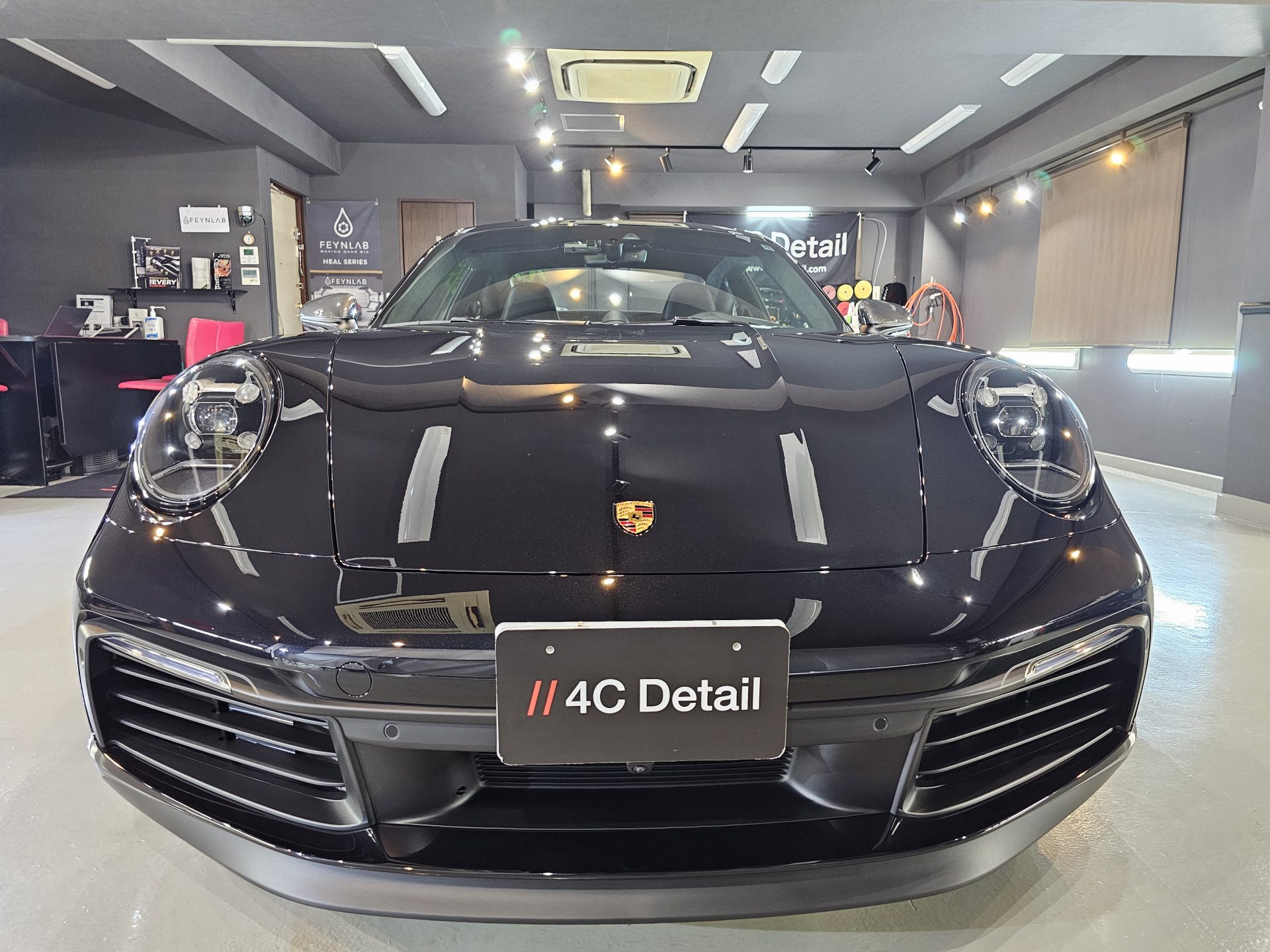 ポルシェ911カレラT(992.2)新車 FEYNLABヒールライトセラミック