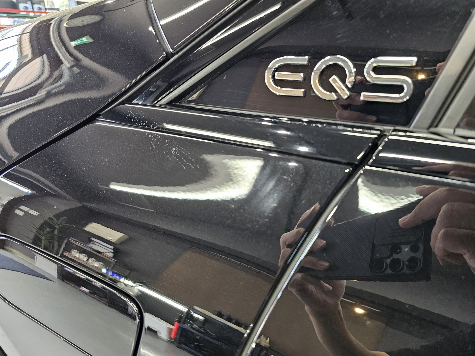 メルセデスEQS SUV450 磨き傷