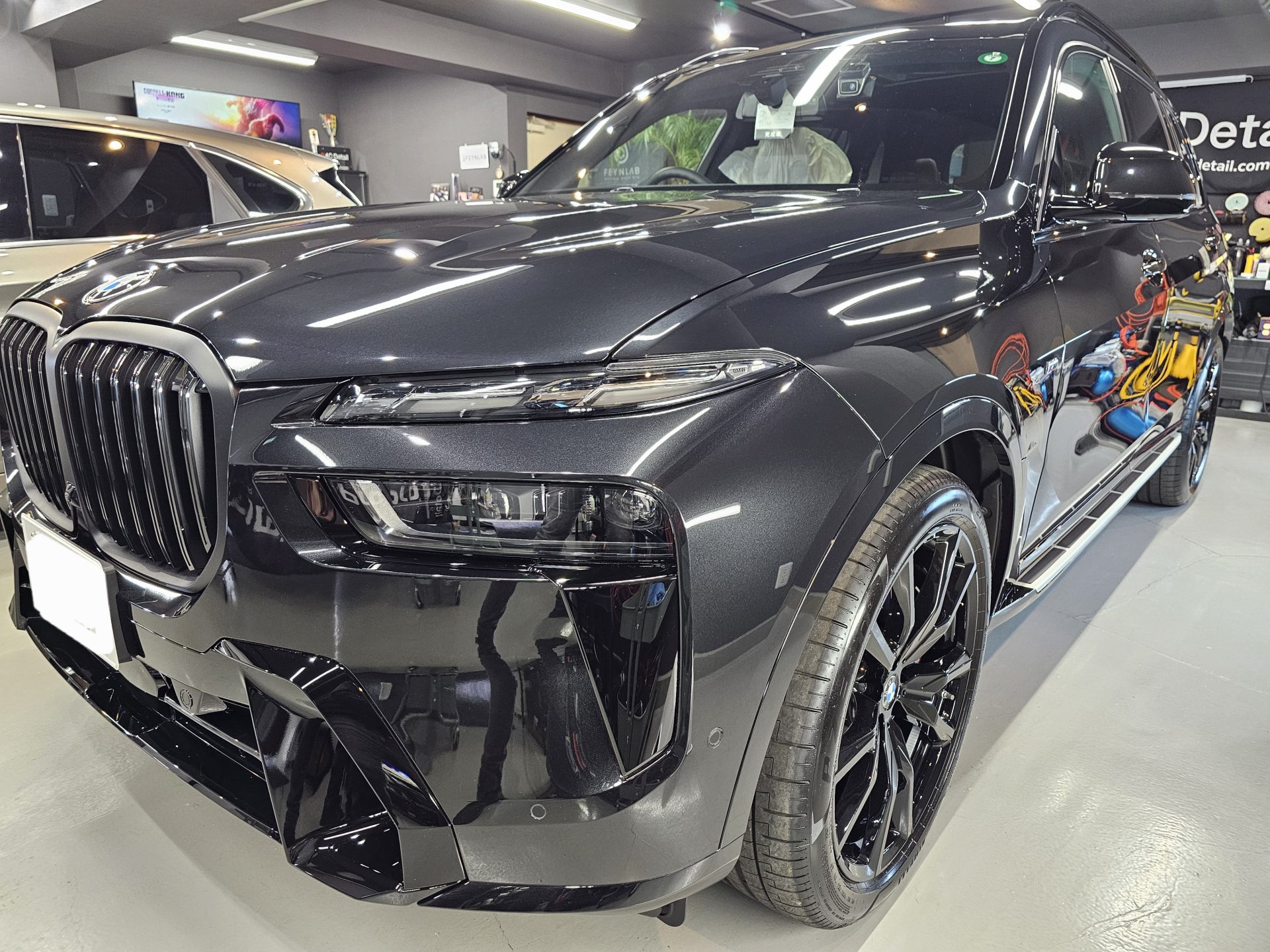 BMW X７新車 XPELステルスプロテクションフィルム施工前