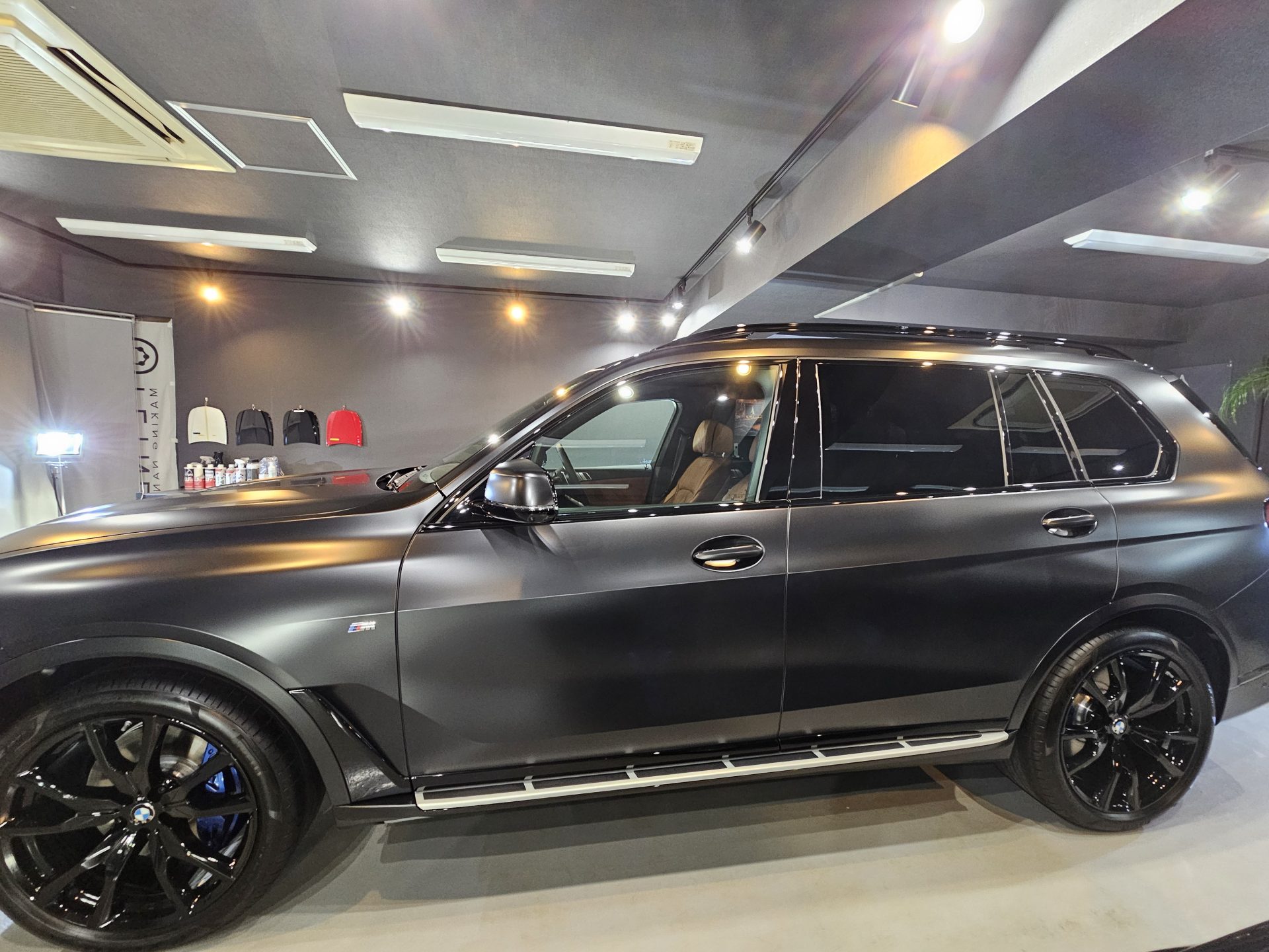 BMW X７新車 マット塗装フィルム プロテクション