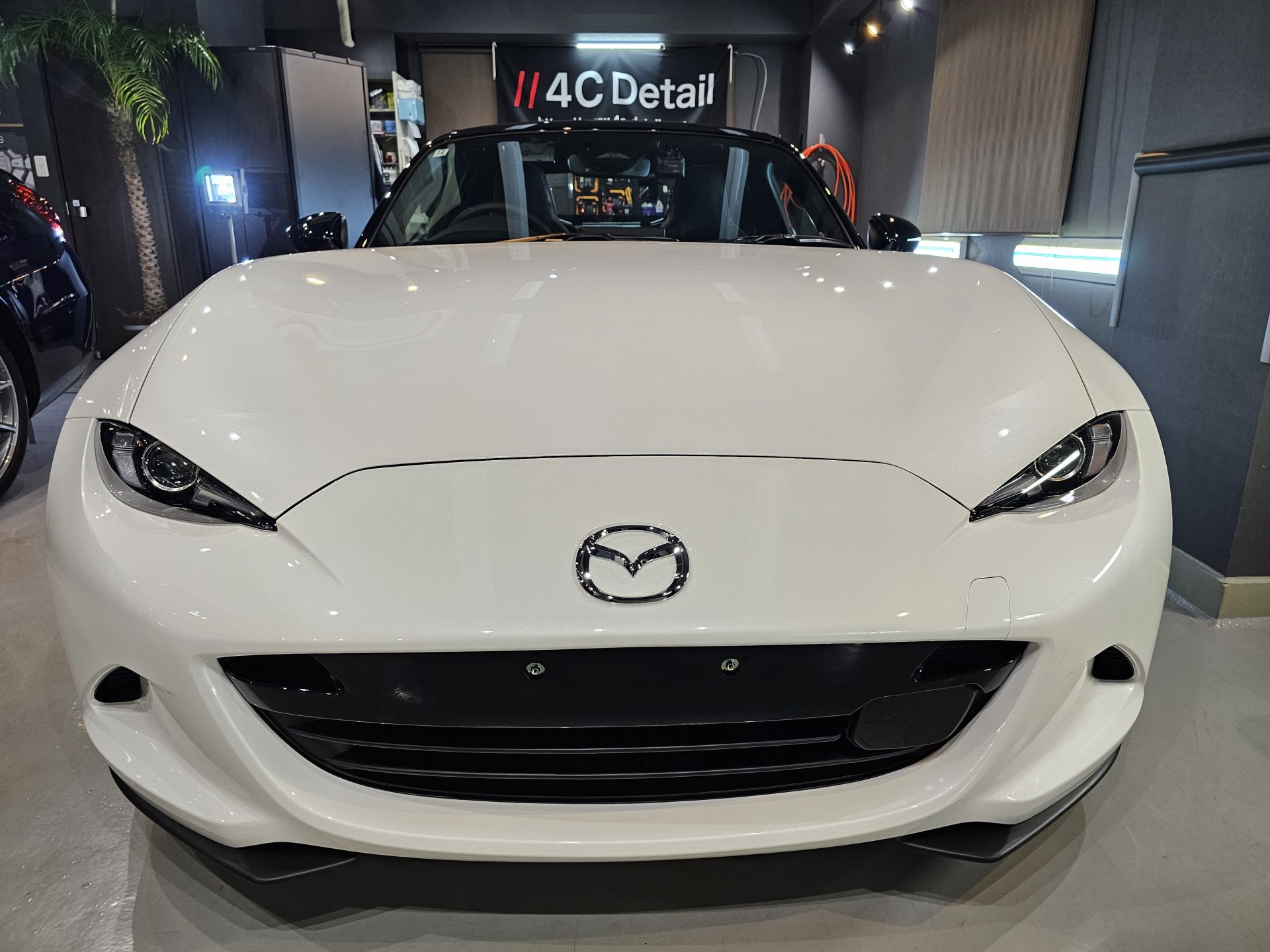 MAZDAロードスター 新車 FEYNLABヒールライトセラミックコーティング