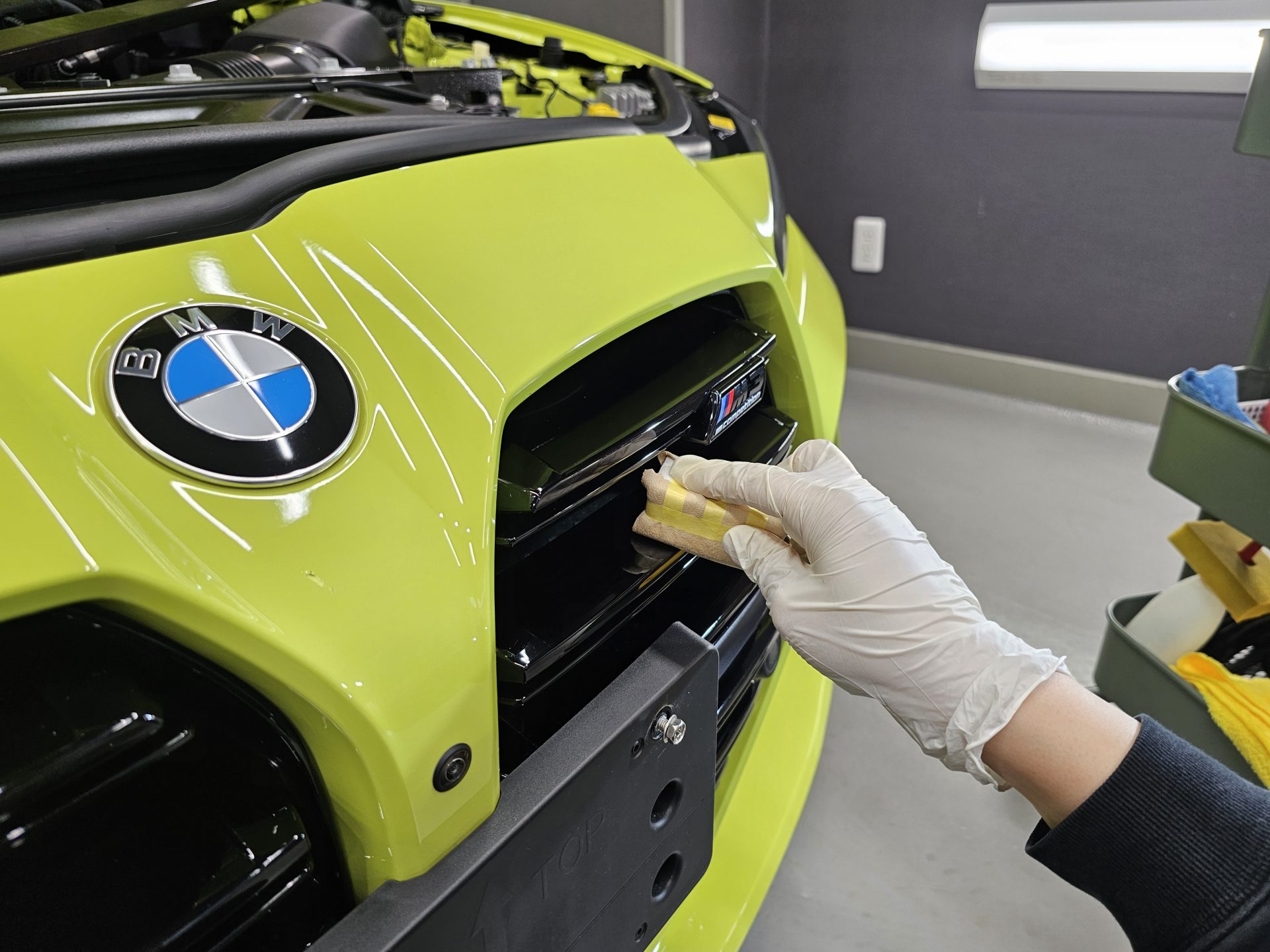 2021BMW M3コンペティション サンパウロイエロー キドニーグリルコーティング
