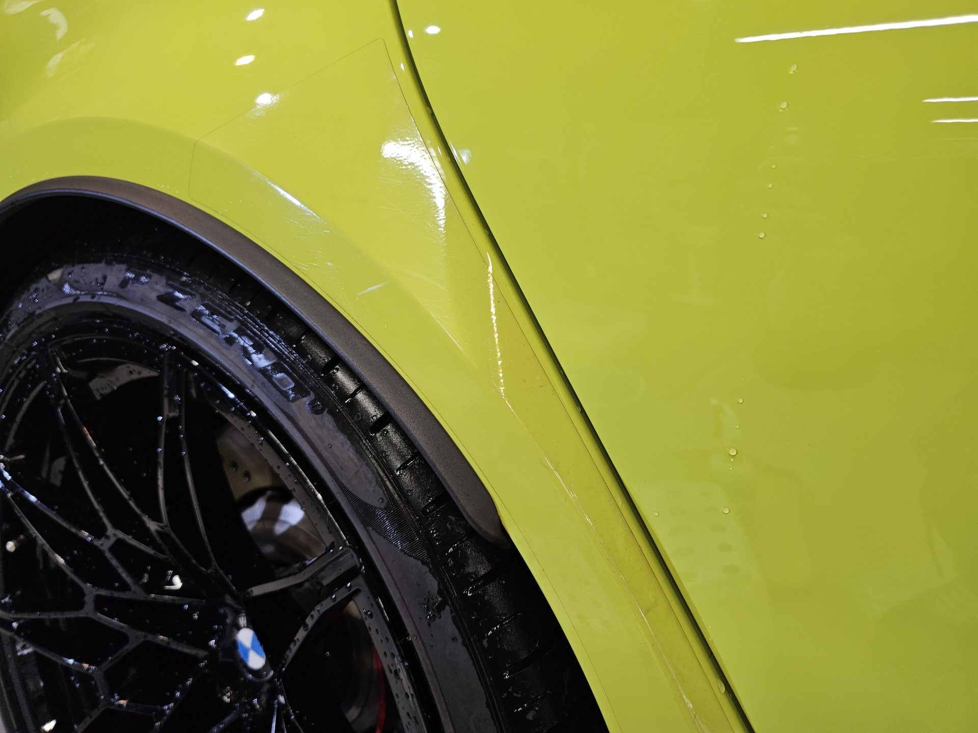 2021BMW M3コンペティション サンパウロイエロー ストーンガード汚れ