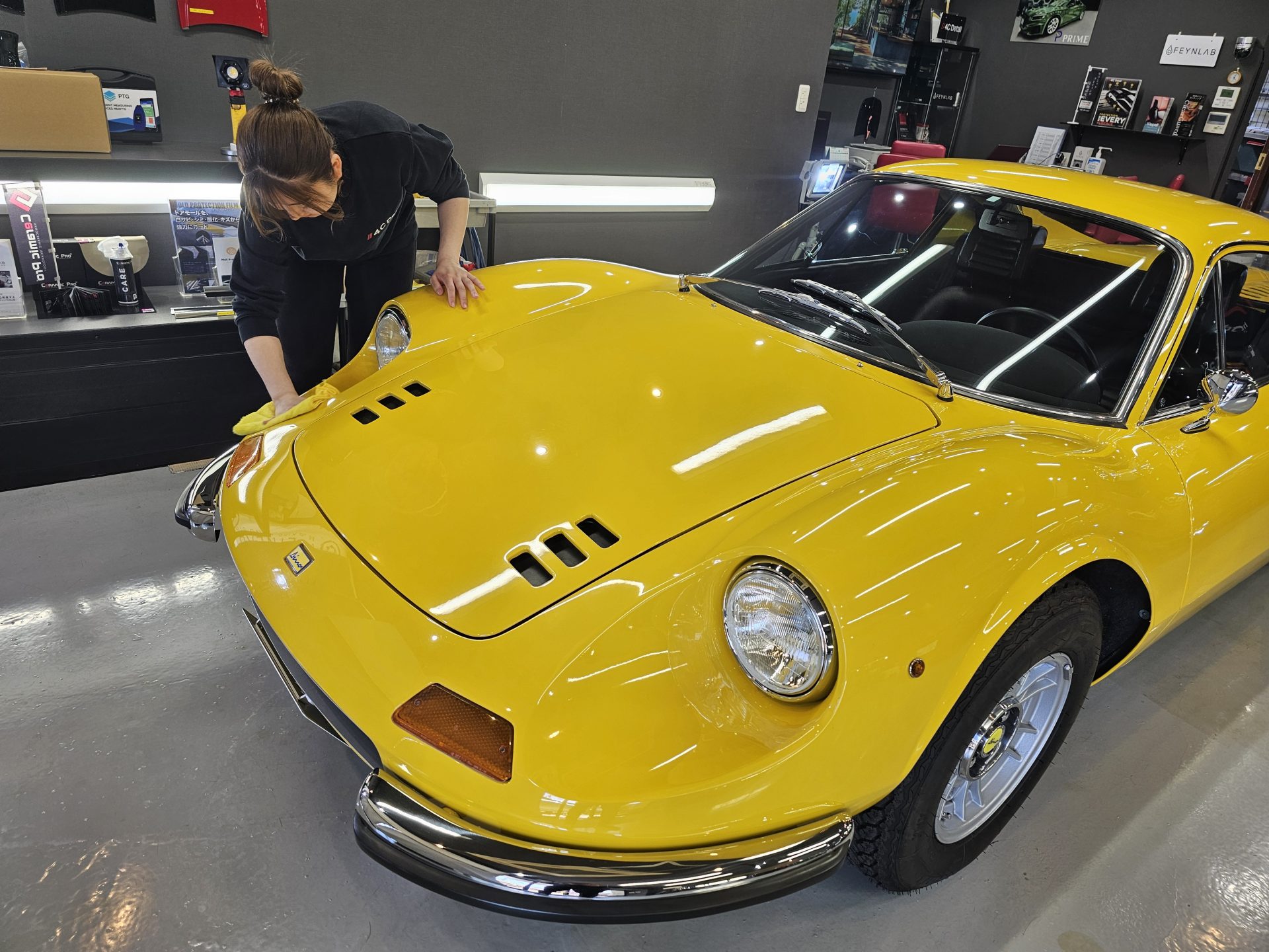 フェラーリディーノ246GT 水なし洗車 クラシックカー ヴィンテージカー