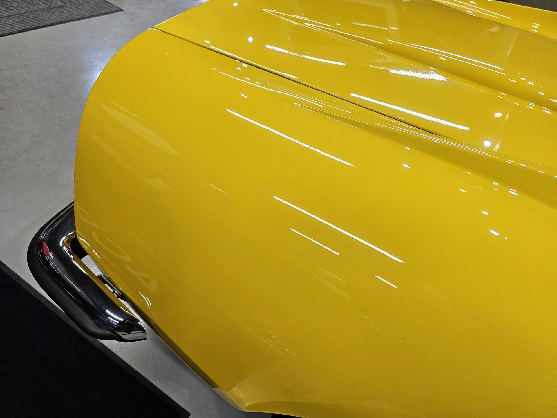 フェラーリディーノ246GT 磨き後リアフェンダー