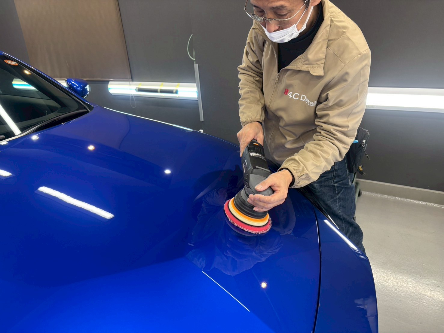 新車フェアレディZ ワンガンブルー 新車磨き 研磨