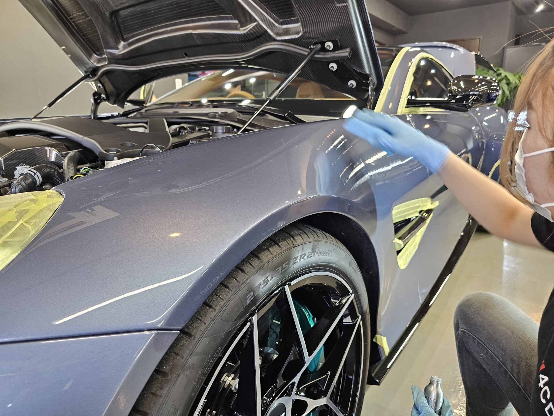 アストンマーティンヴァンキッシュ AstonMartin Vanquish 新車 FEYNLABヒールプラスセラミック塗布