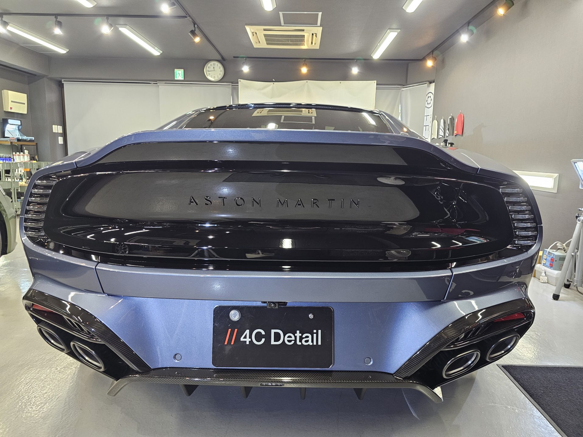 アストンマーティンヴァンキッシュ AstonMartin Vanquish 新車 FEYNLABヒールプラスセラミック自己修復機能
