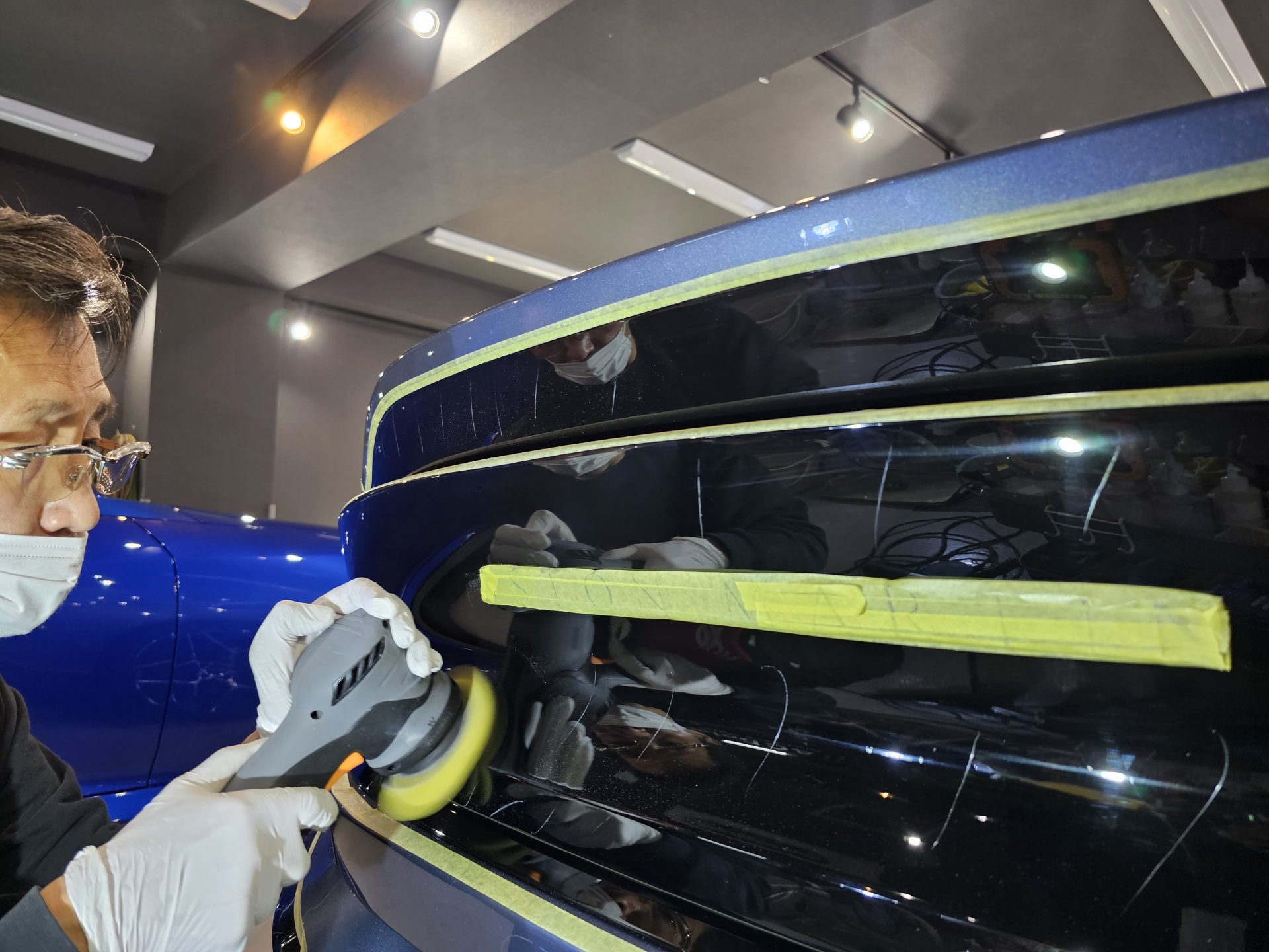 アストンマーティンヴァンキッシュ AstonMartin Vanquish 新車 下地処理