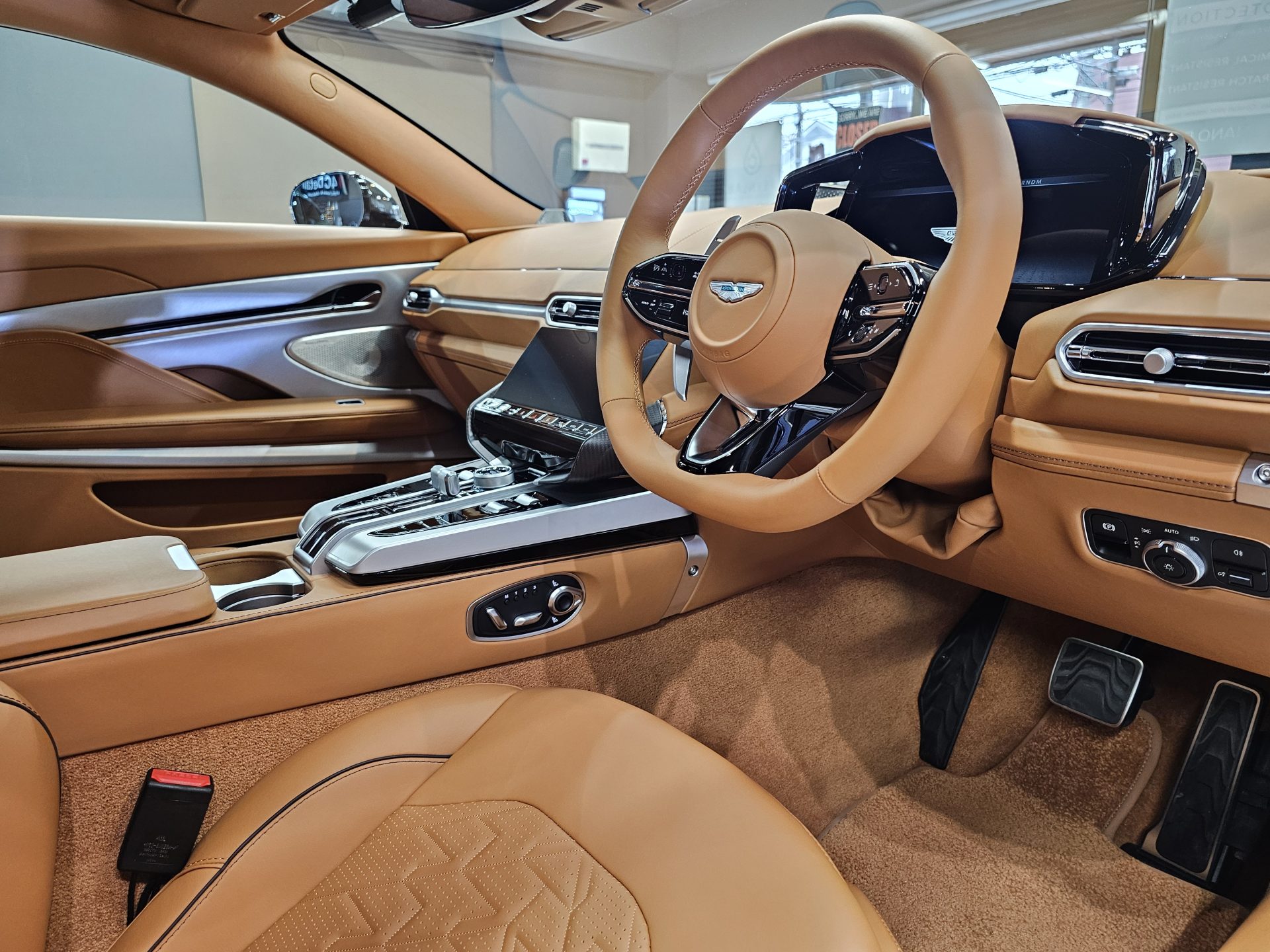 アストンマーティンヴァンキッシュ AstonMartin Vanquish 新車 内装レザーコーティングフルセット