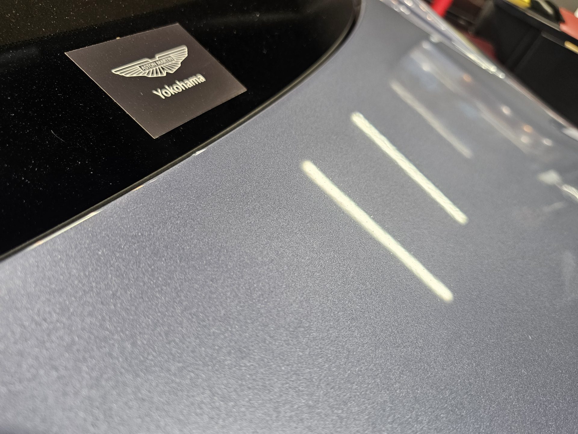 アストンマーティンヴァンキッシュ AstonMartin Vanquish 新車 細かな水シミ固着
