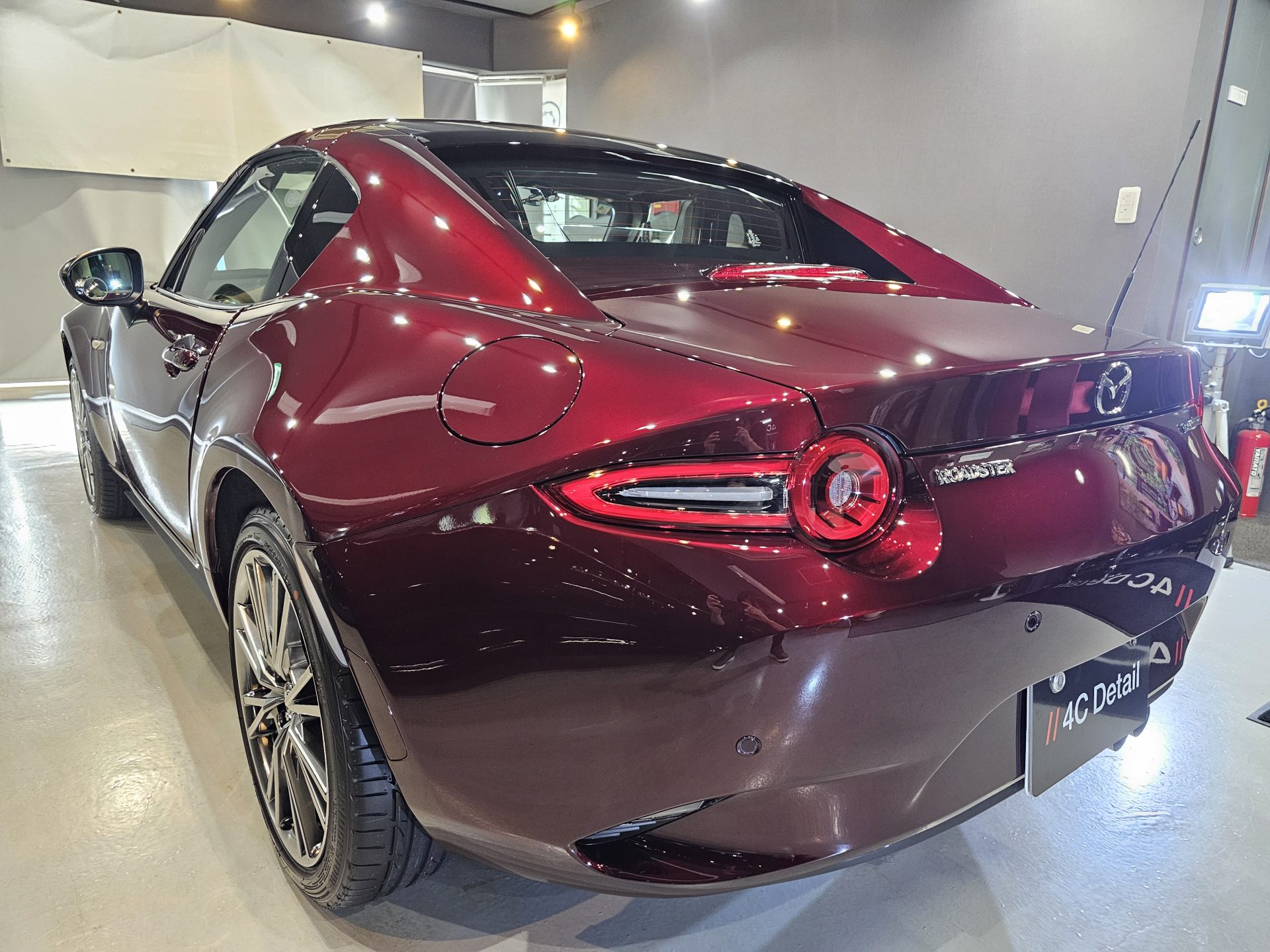 マツダロードスターRF 35周年記念車 アーティザンレッドプレミアムメタリック セラミックボディコーティング