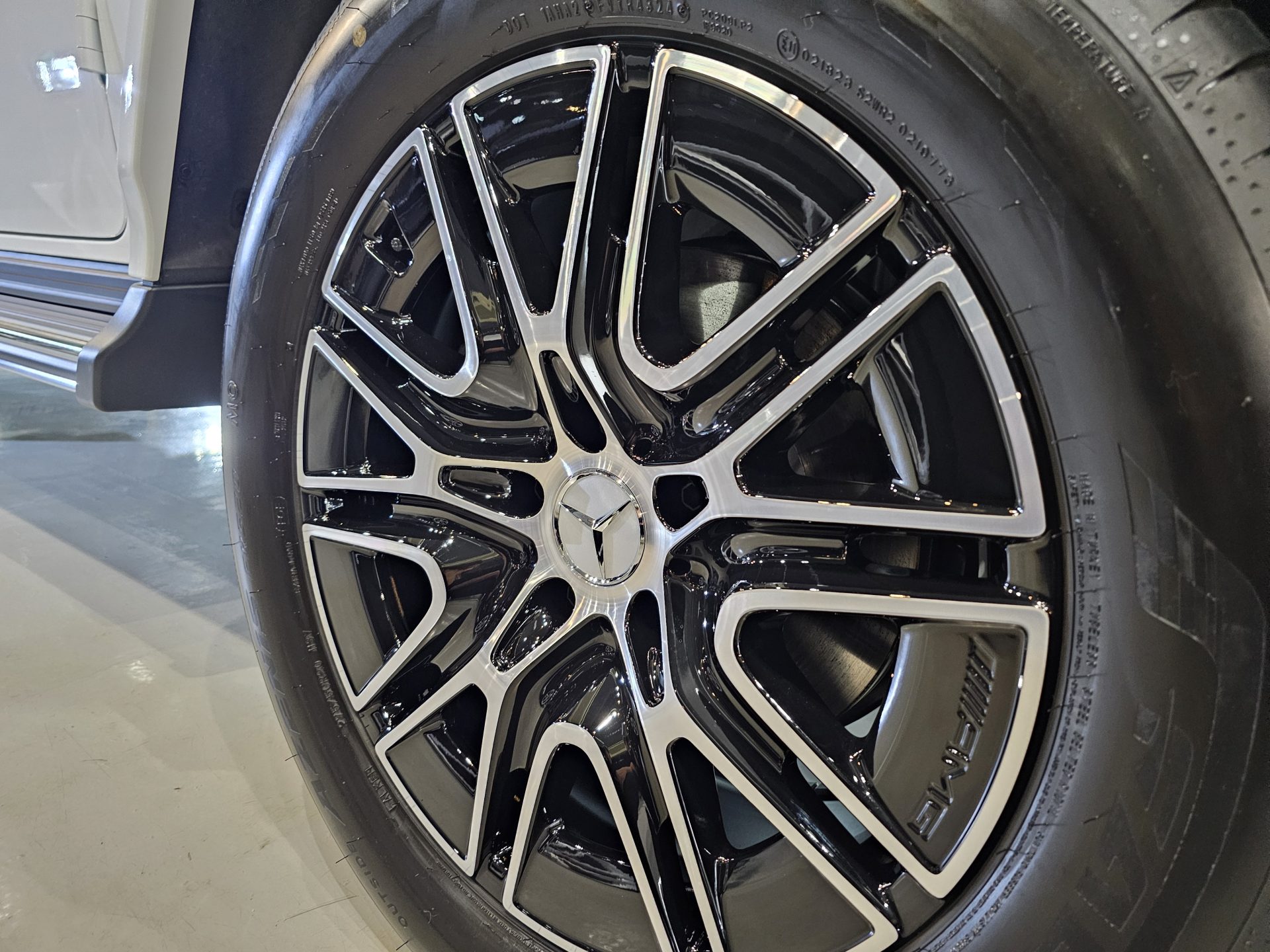メルセデスベンツG450d 新車 ホイールコーティング