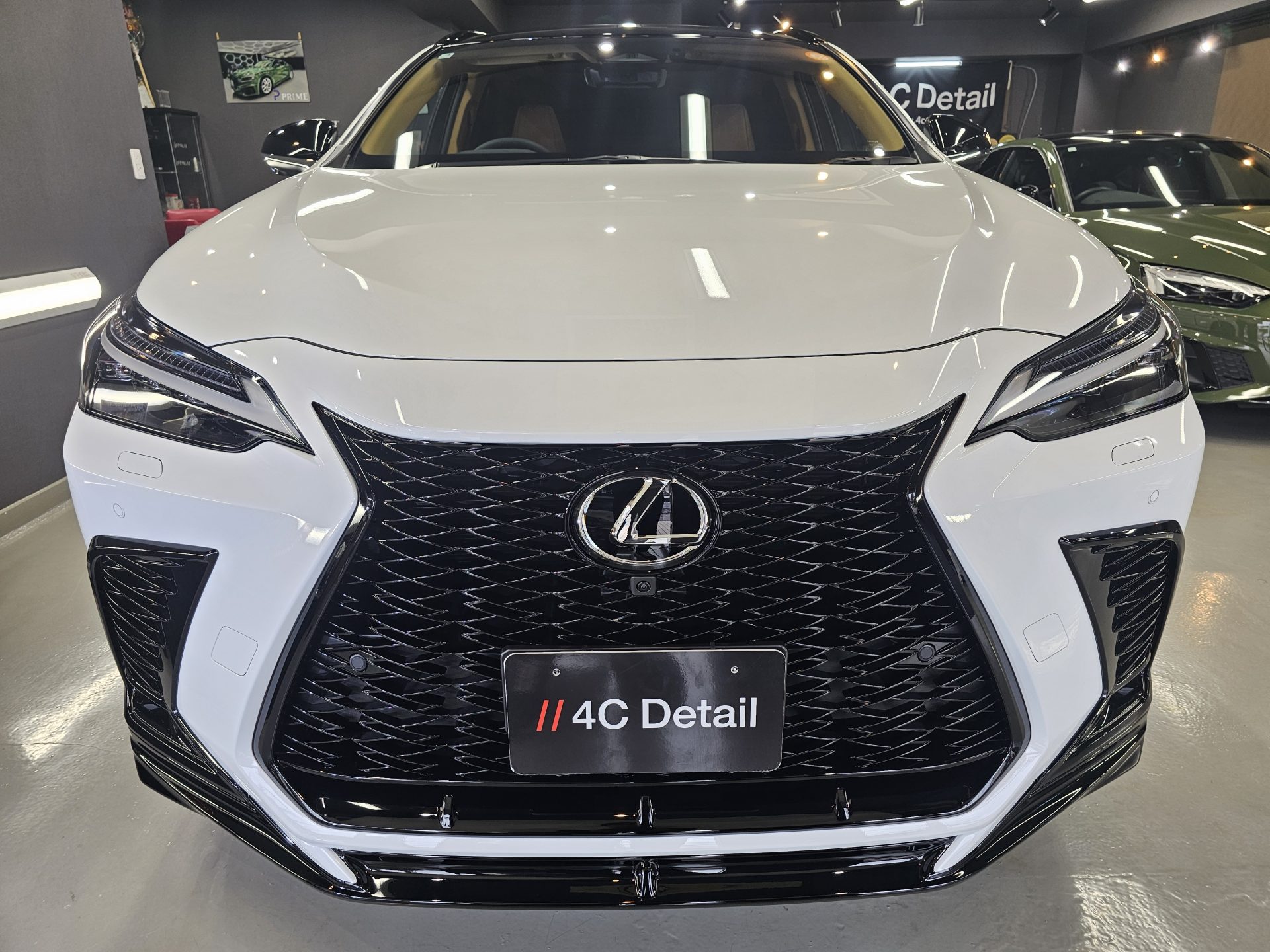 レクサスNX350h 東京都港区 FEYNLABセラミックコーティング