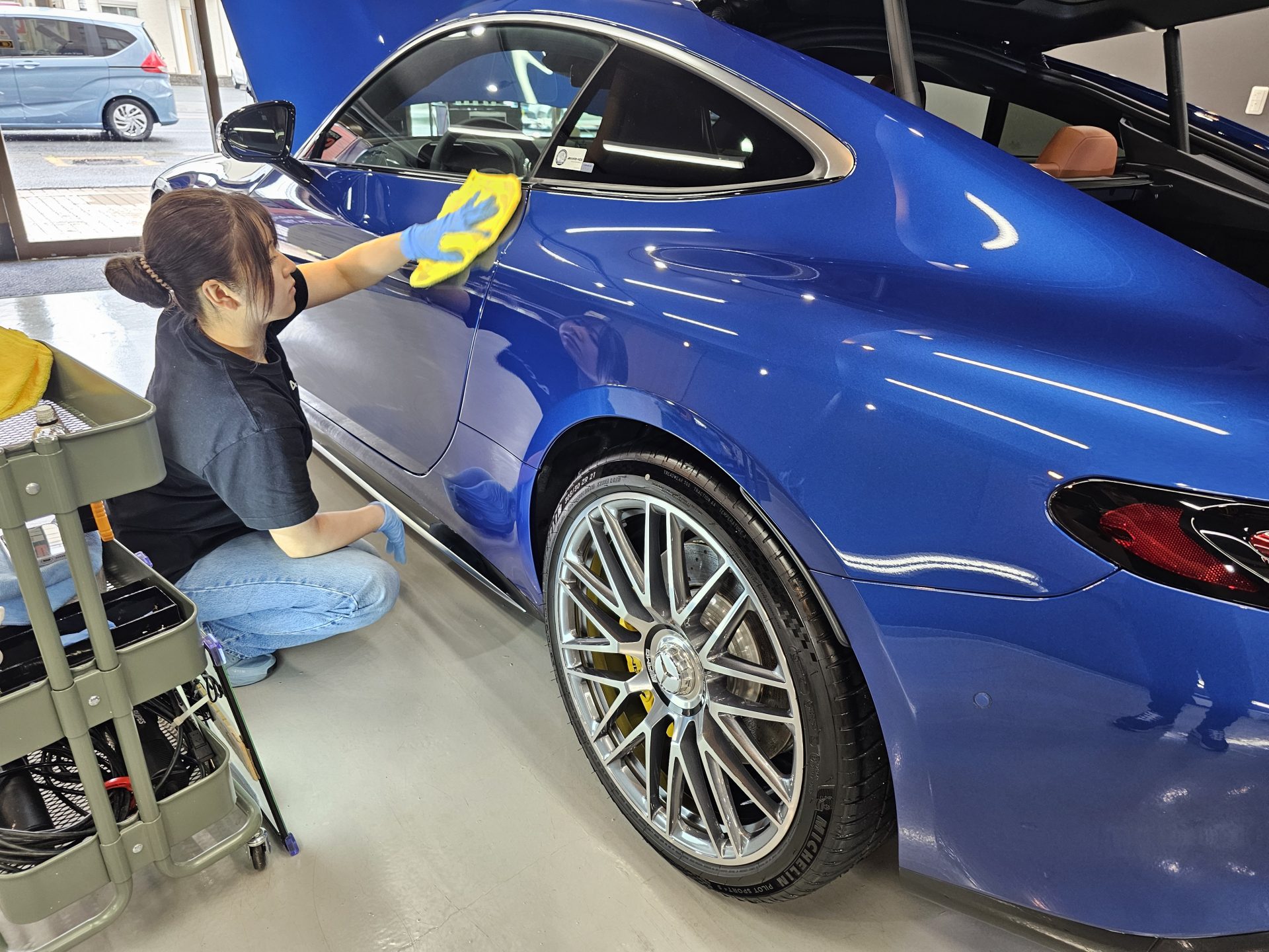 AMG GT43クーペ 新車 サーブフェイスコートウルティマ施工風景 ドイツ