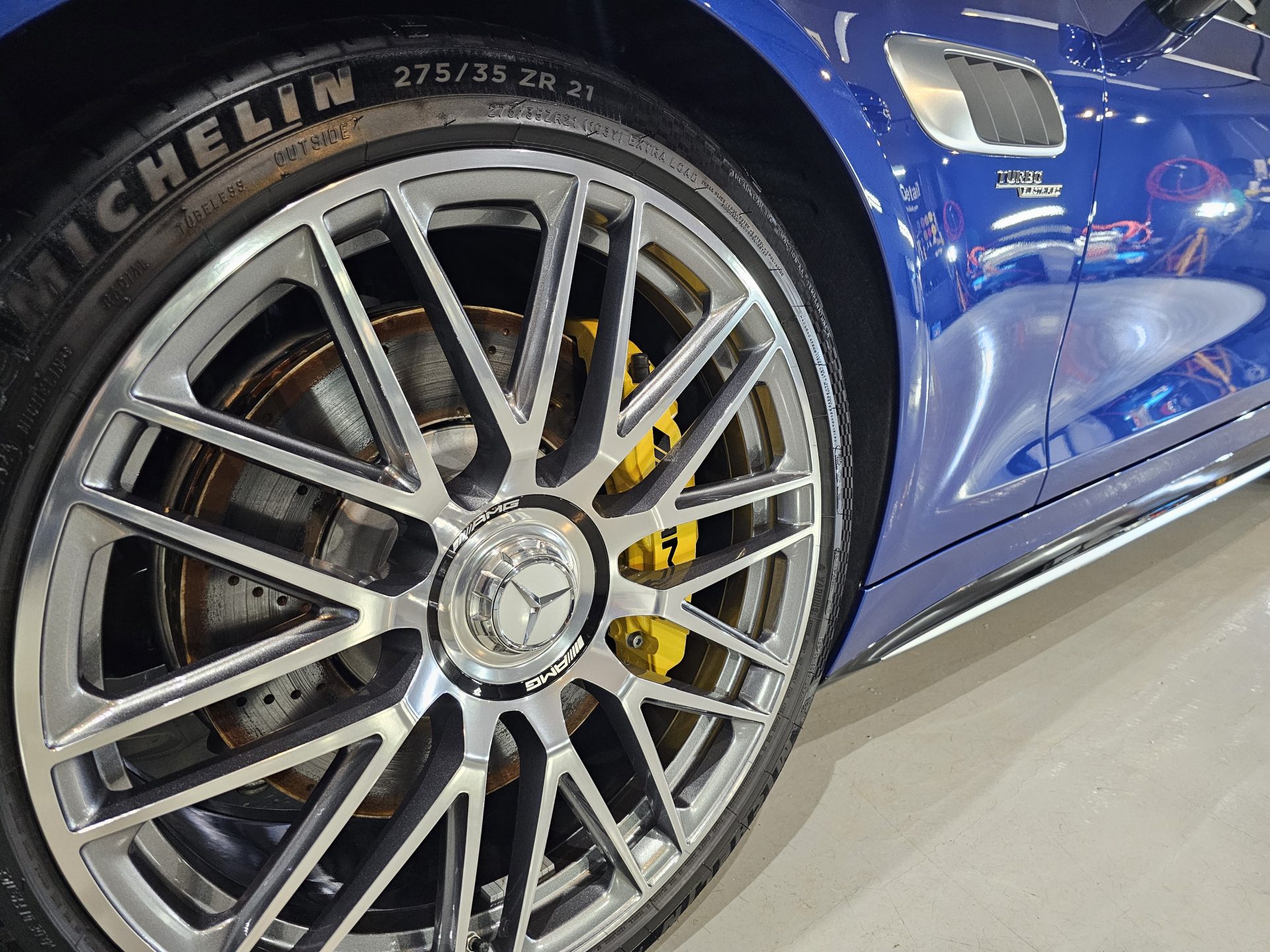 AMG GT43クーペ 新車 ドイツ サーブフェイスコートウルティマ オプションホイールコーティング