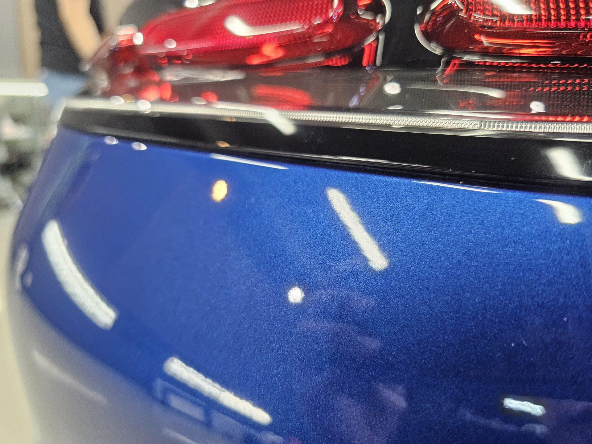 AMG GT43クーペ 新車 塗装付着物
