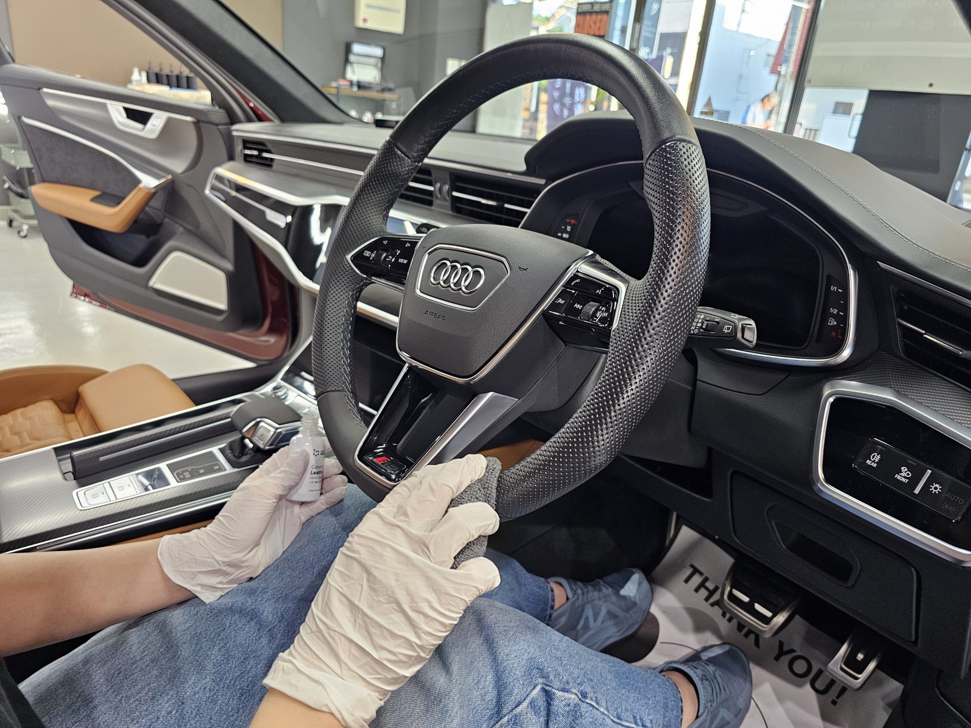 アウディRS6アバント 新車 ハンドルコーティング