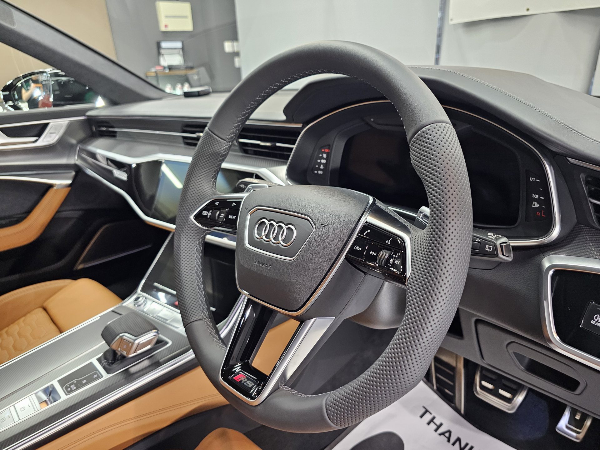 アウディRS6アバント 新車 レザーシートコーティングフロントセット