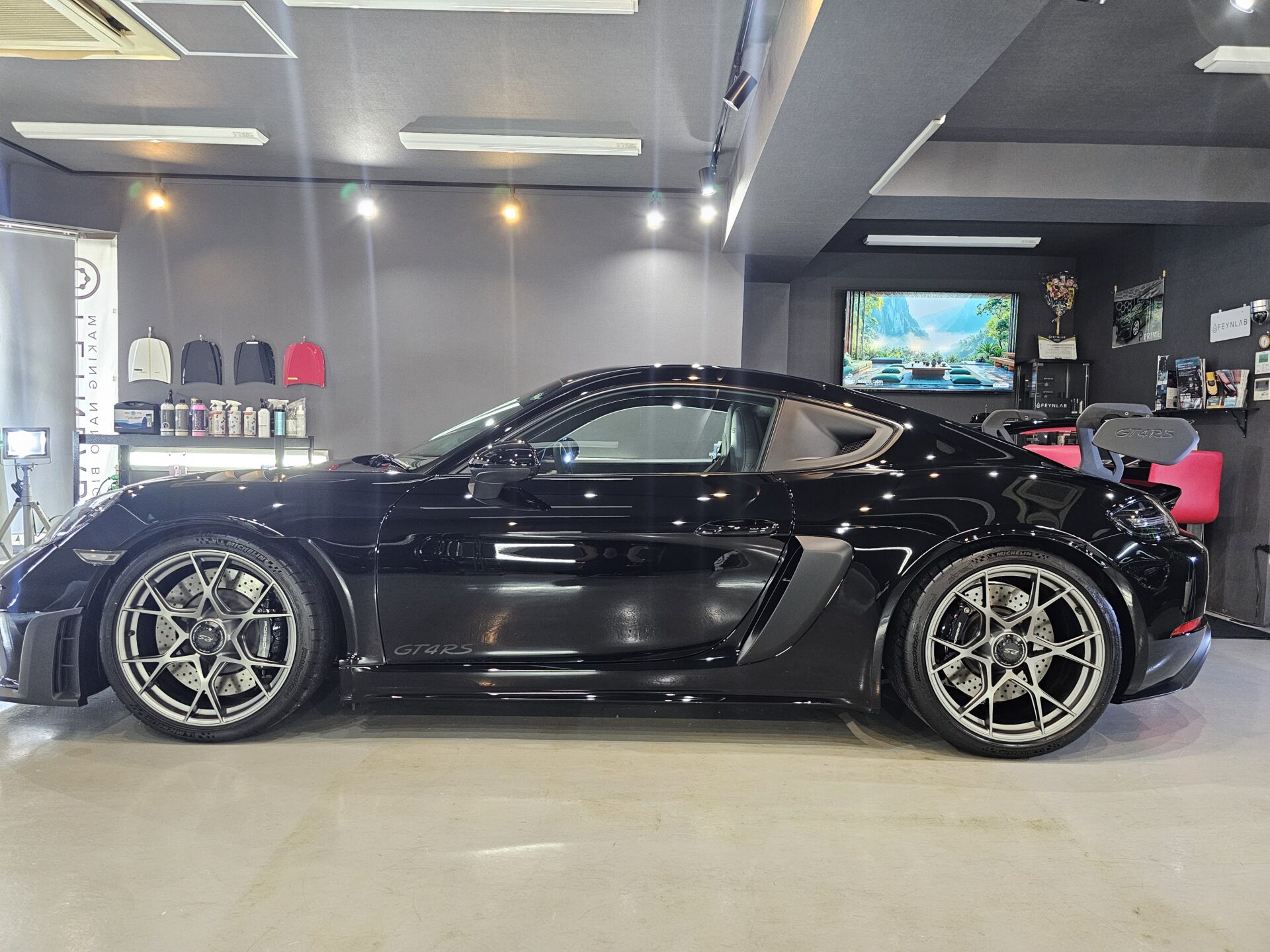 ポルシェ718ケイマンGT4RS ソリッドブラック ペイントプロテクションフィルム セラミックコーティング ハイブリット施工