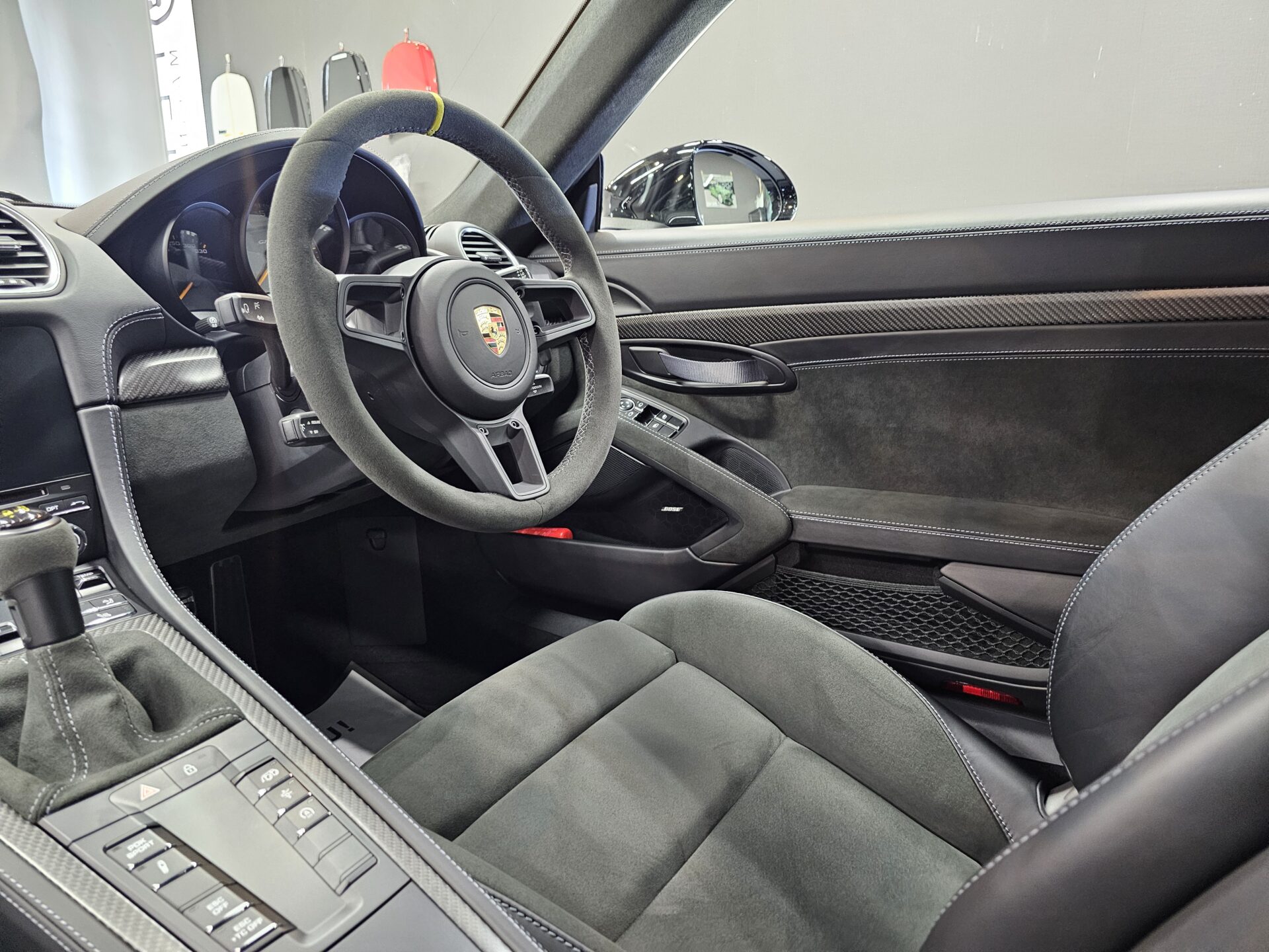ポルシェ718ケイマンGT4RS ソリッドブラック 内装コーティング