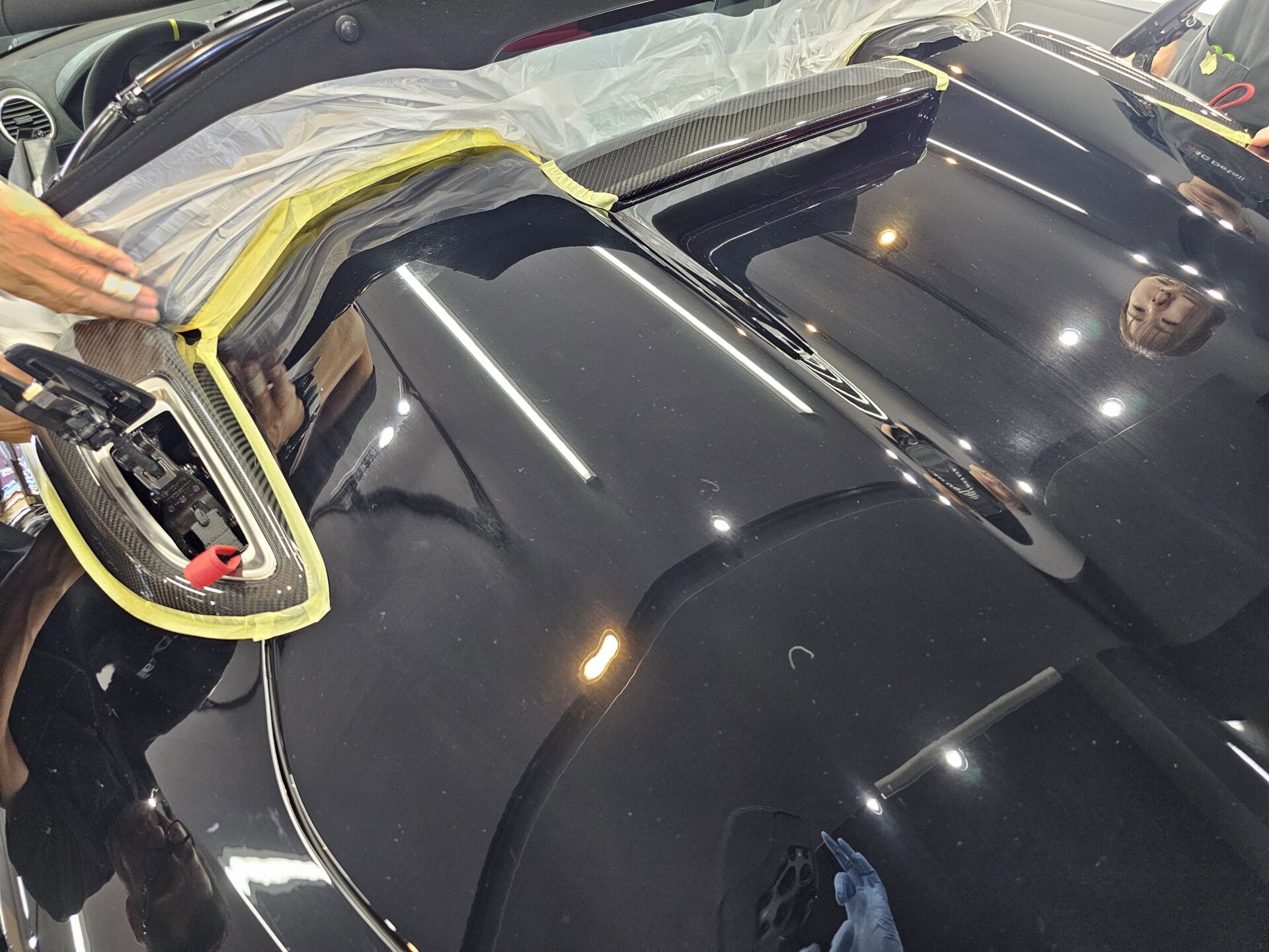 ポルシェ718スパイダーRS 新車 ソリッドブラック 幌養生