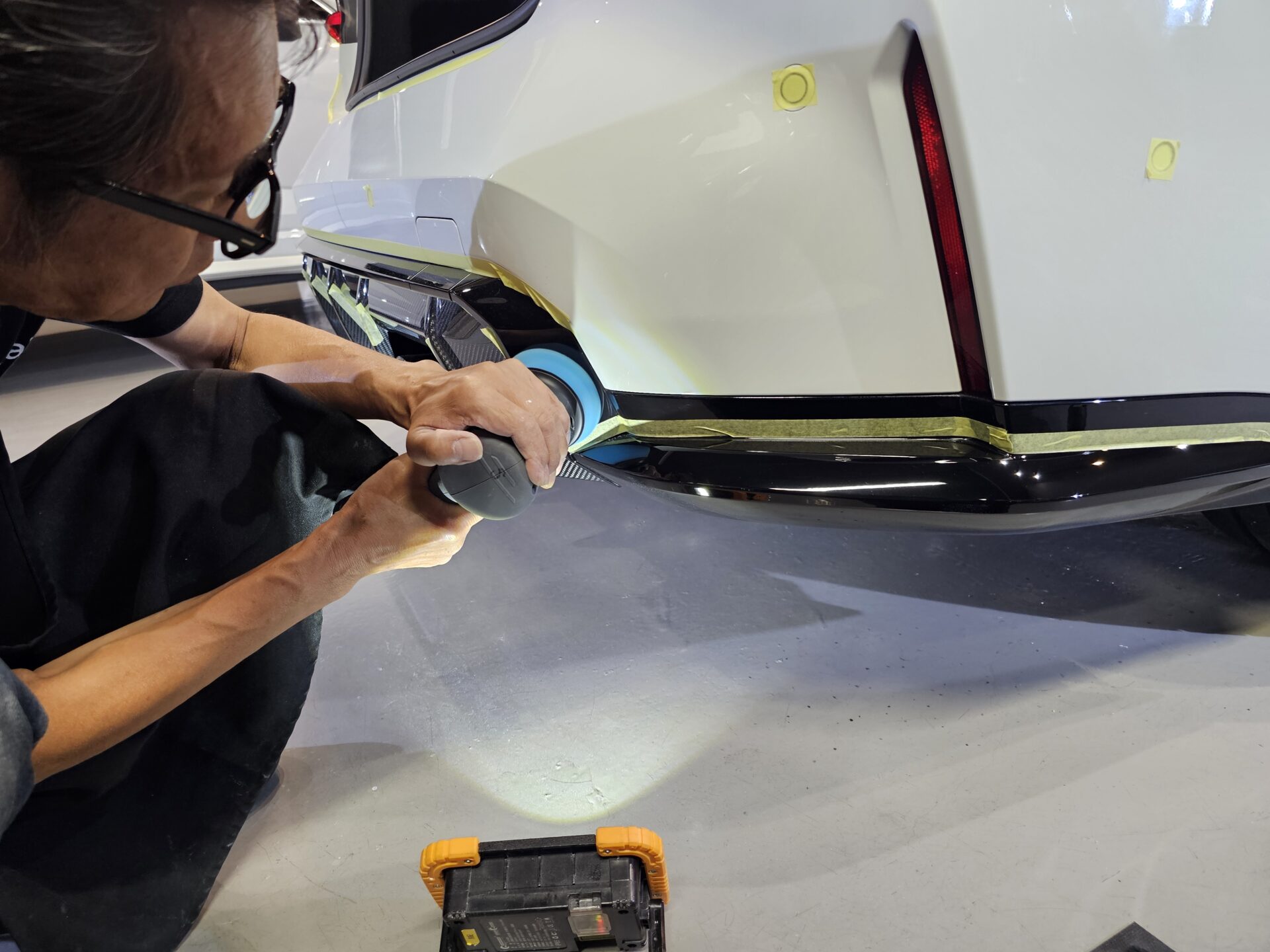 BMW M3コンペティション アルピンホワイト 磨き職人