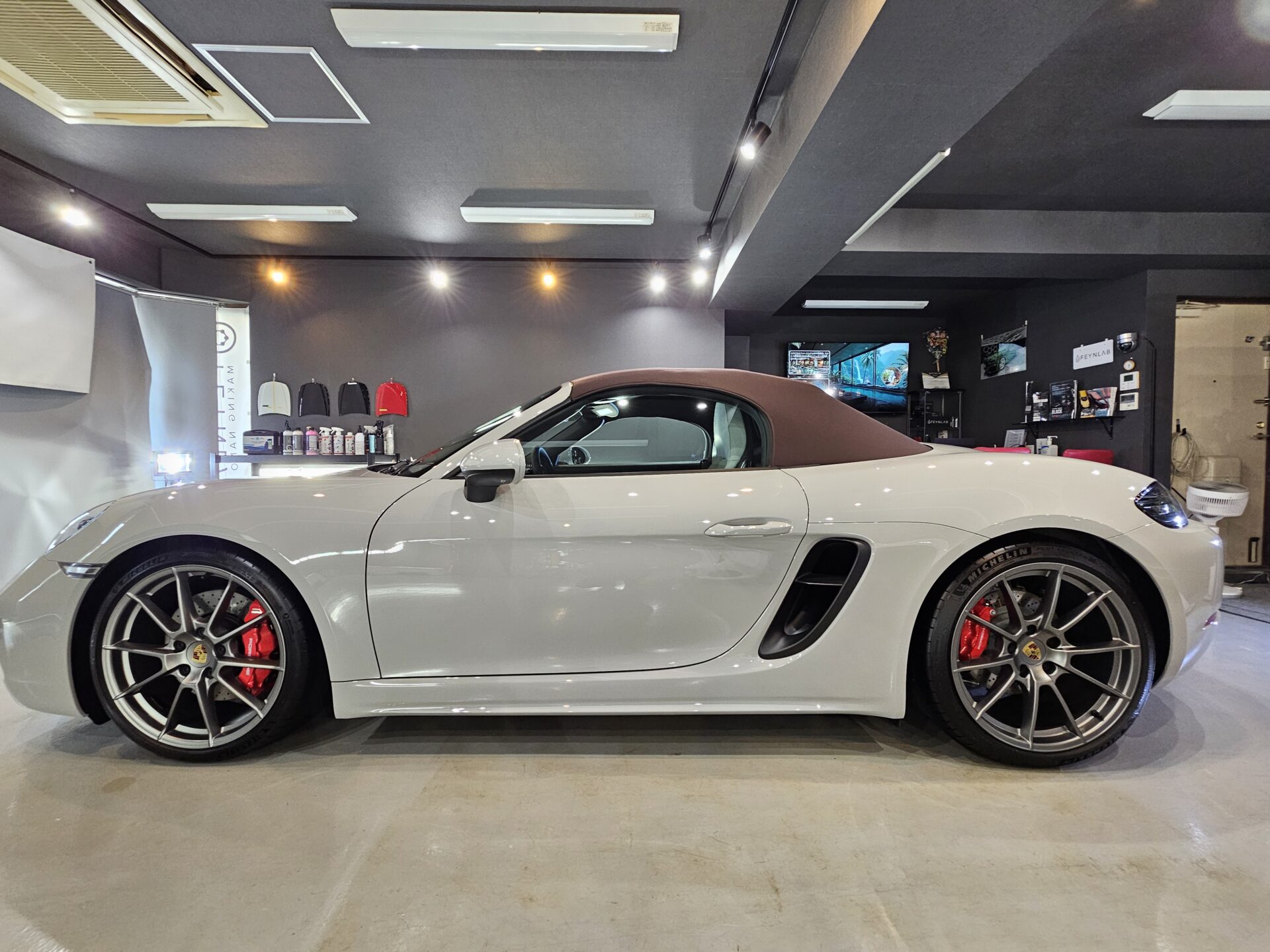 ポルシェ718ボクスターGTS4.0 新車 FEYNLABヒールプラスセラミックコーティング 自己修復機能