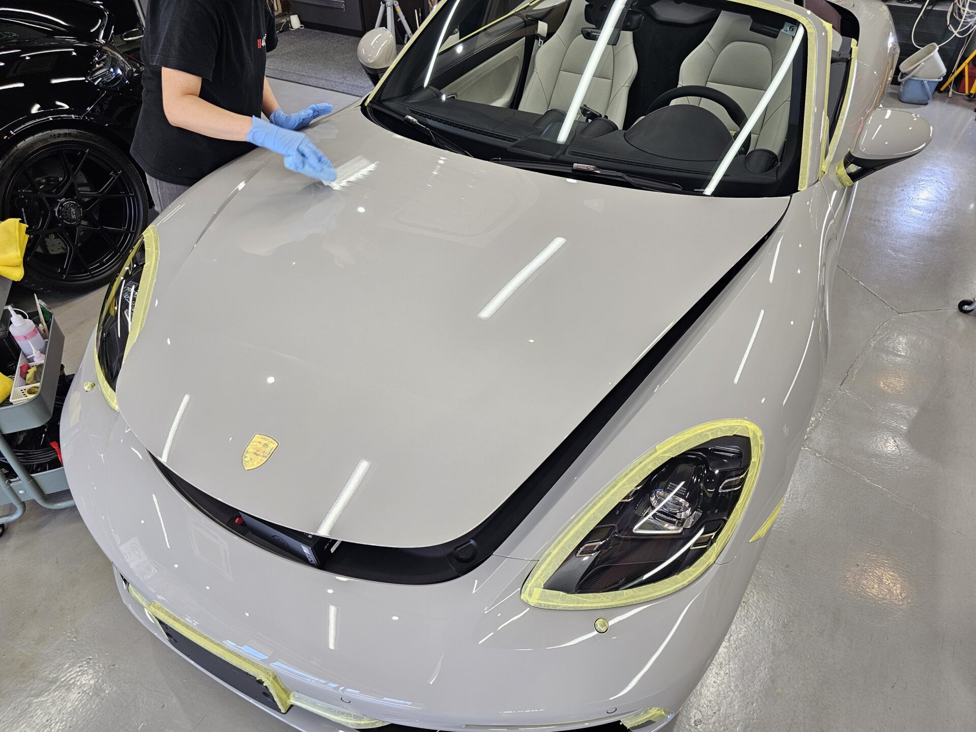 ポルシェ718ボクスターGTS4.0 新車 FEYNLABヒールプラス塗布