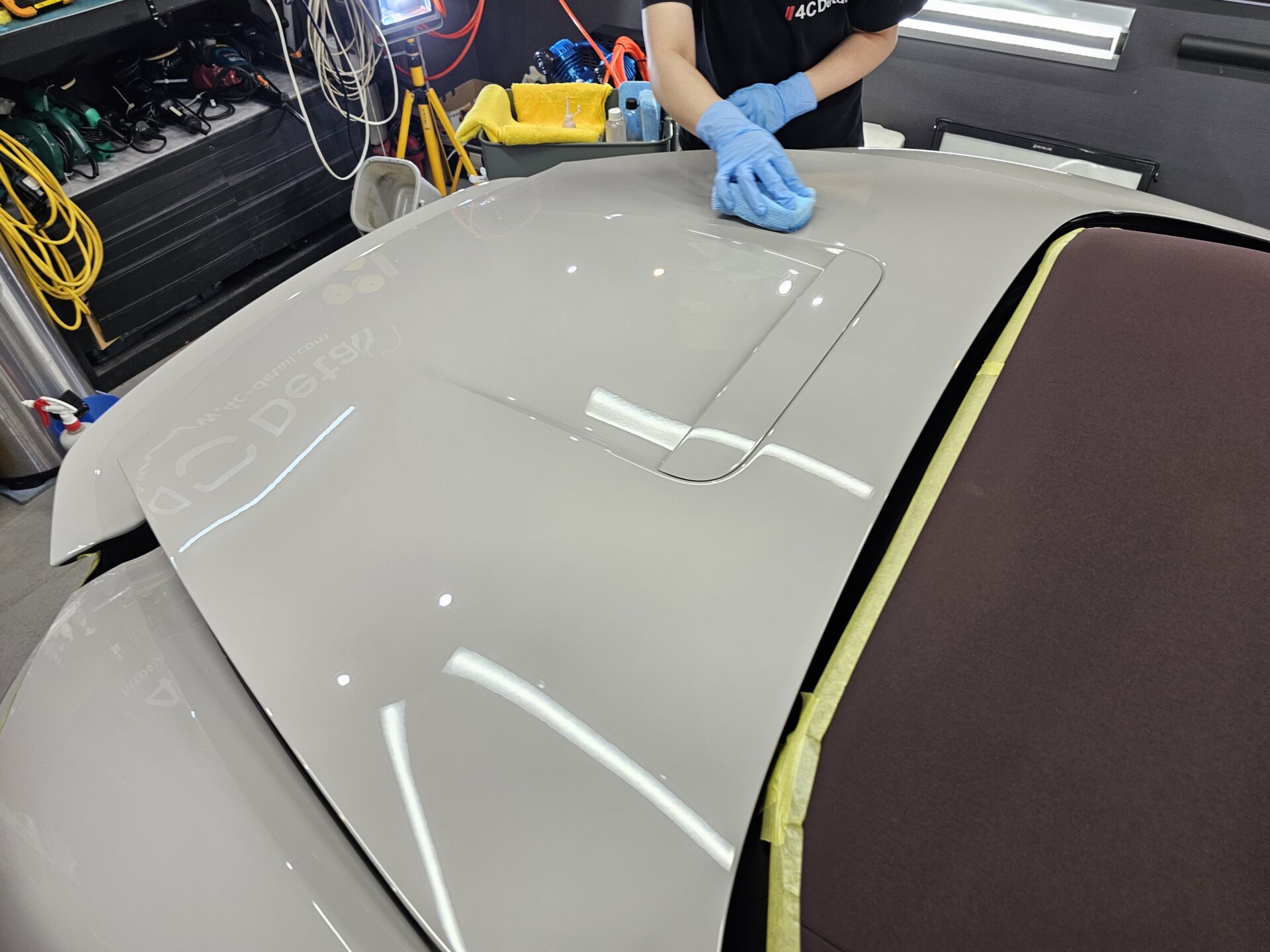 ポルシェ718ボクスターGTS4.0 新車 FEYNLABヒールプラス施工風景