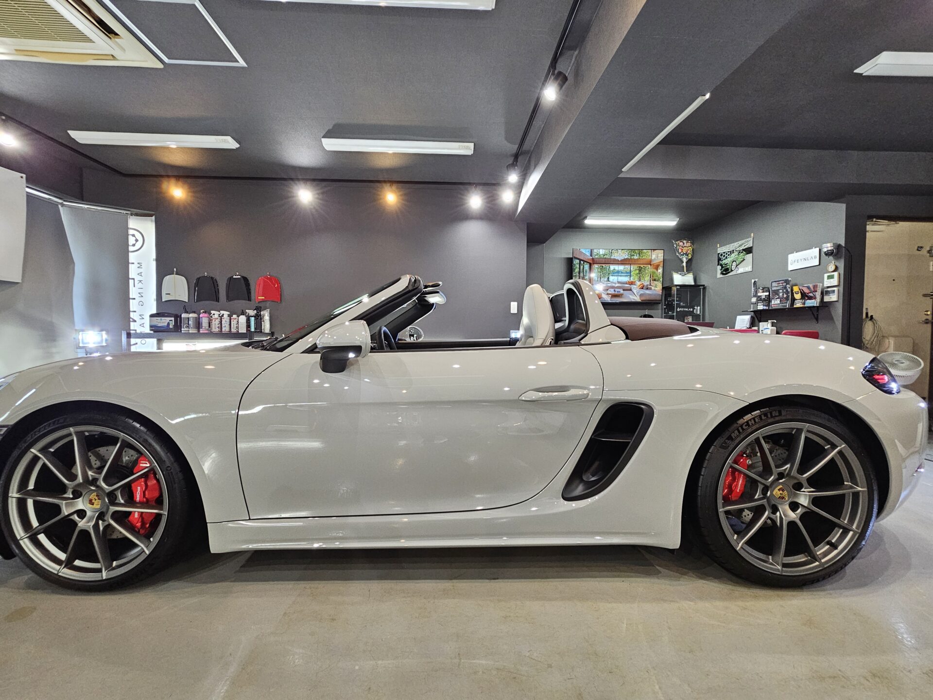 ポルシェ718ボクスターGTS4.0 新車 クレヨン セラミックボディコーティング