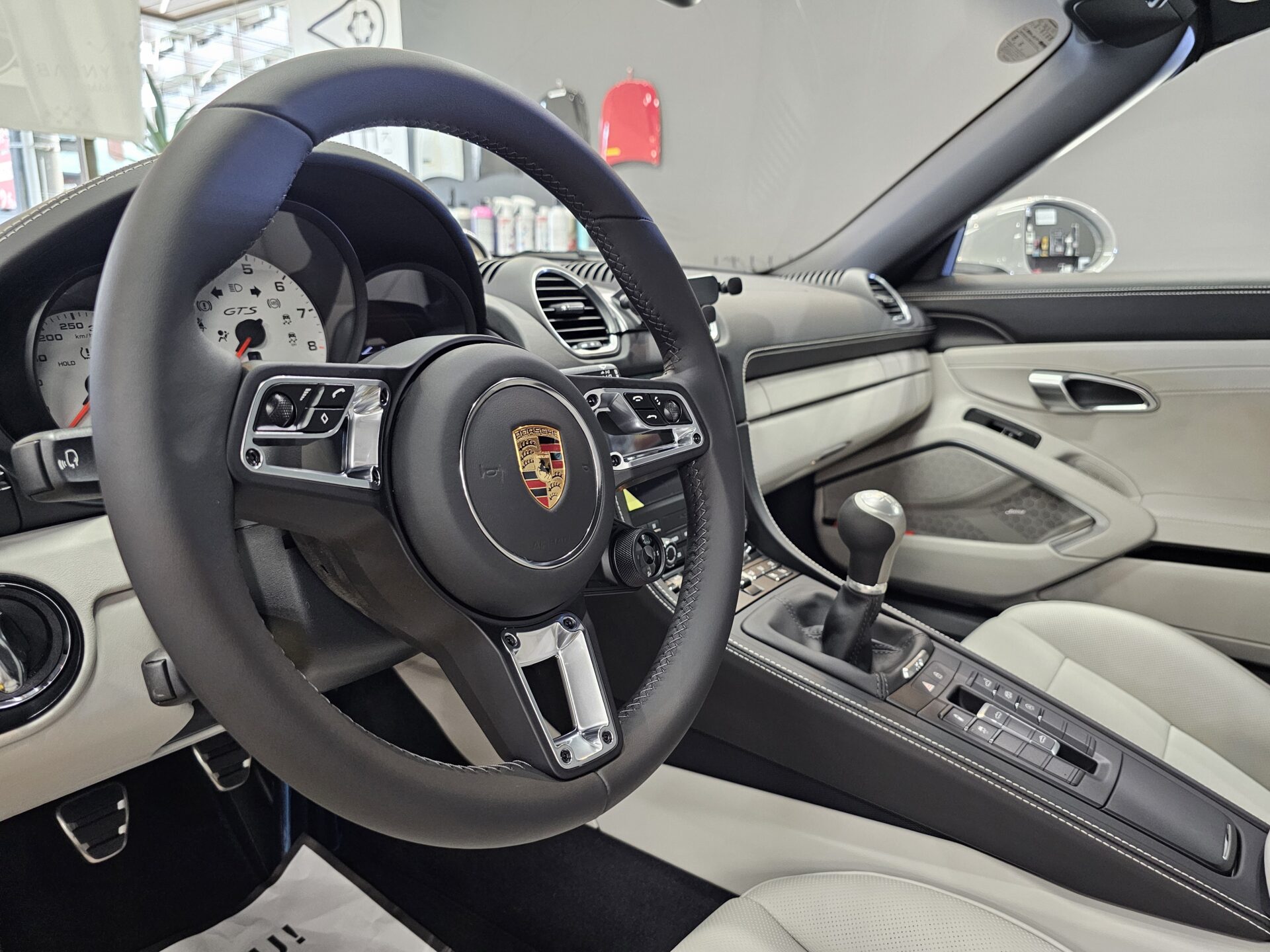 ポルシェ718ボクスターGTS4.0