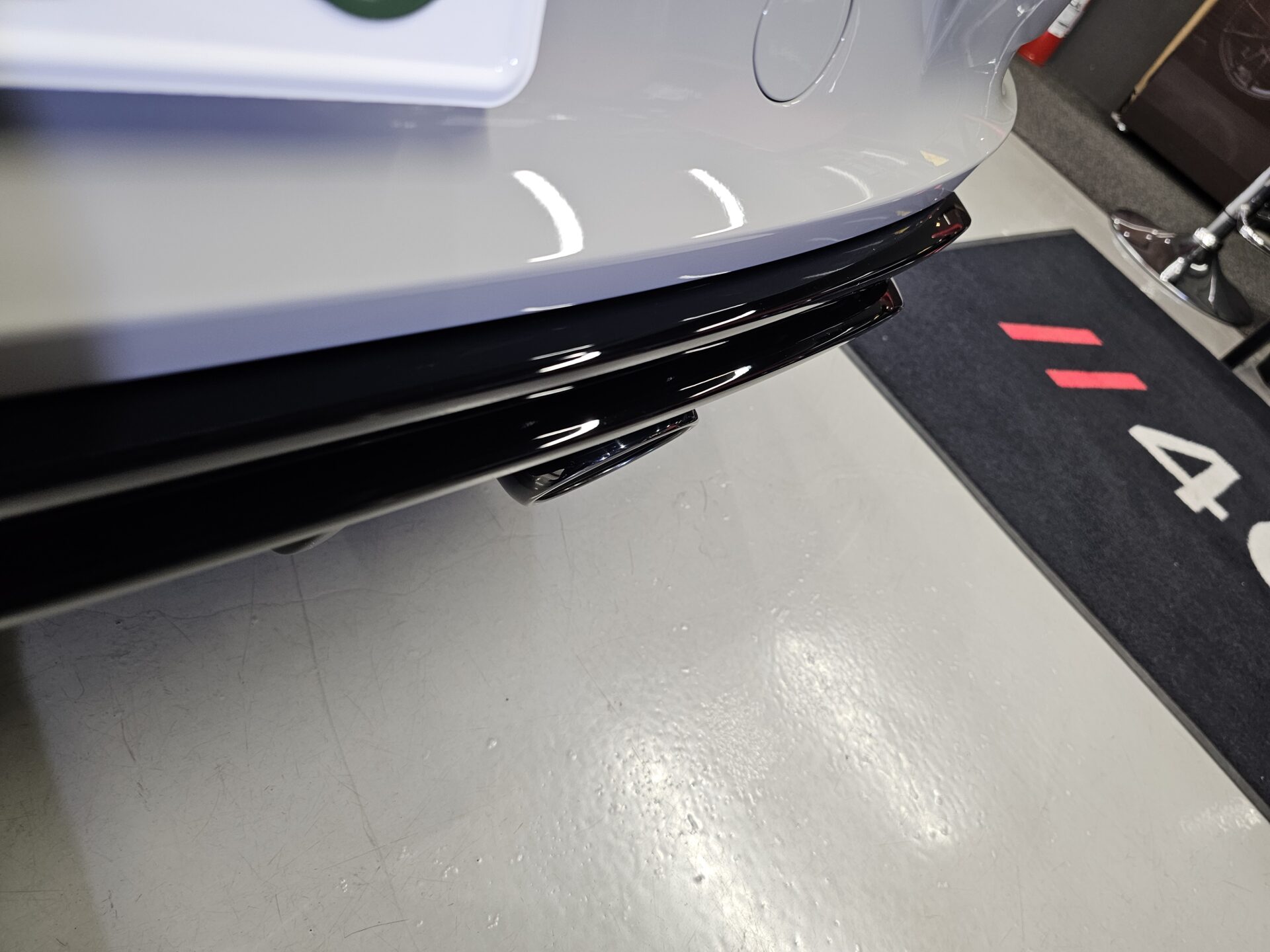ポルシェ718ボクスターGTS4.0 新車 細部シミ取り