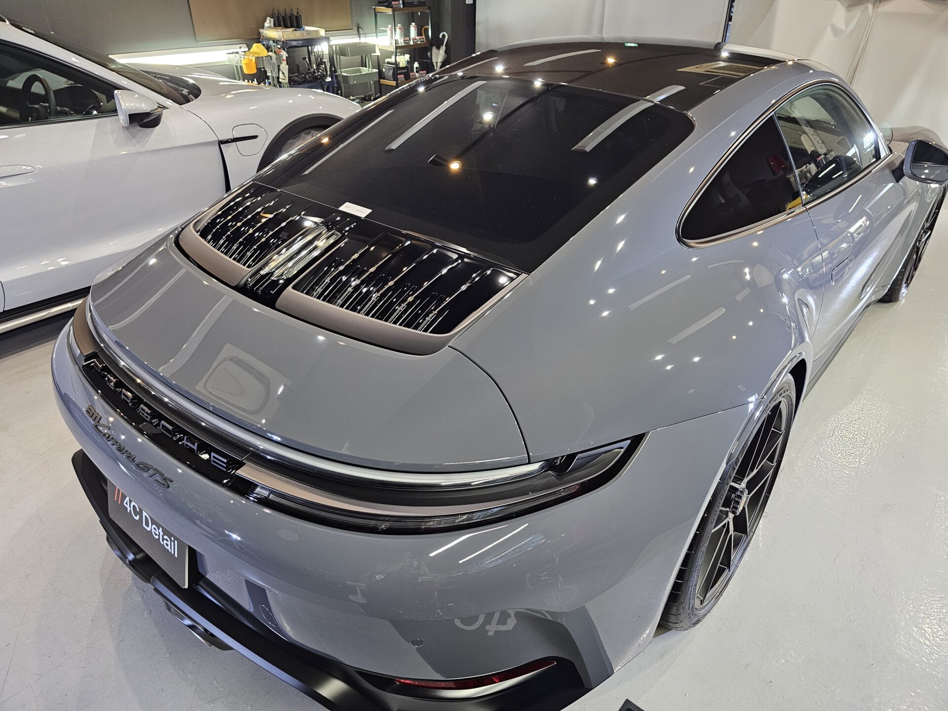 ポルシェ911カレラGTS(992.2)新車 ストレートグレーネオ XPEL PPF フルプロテクションフィルム