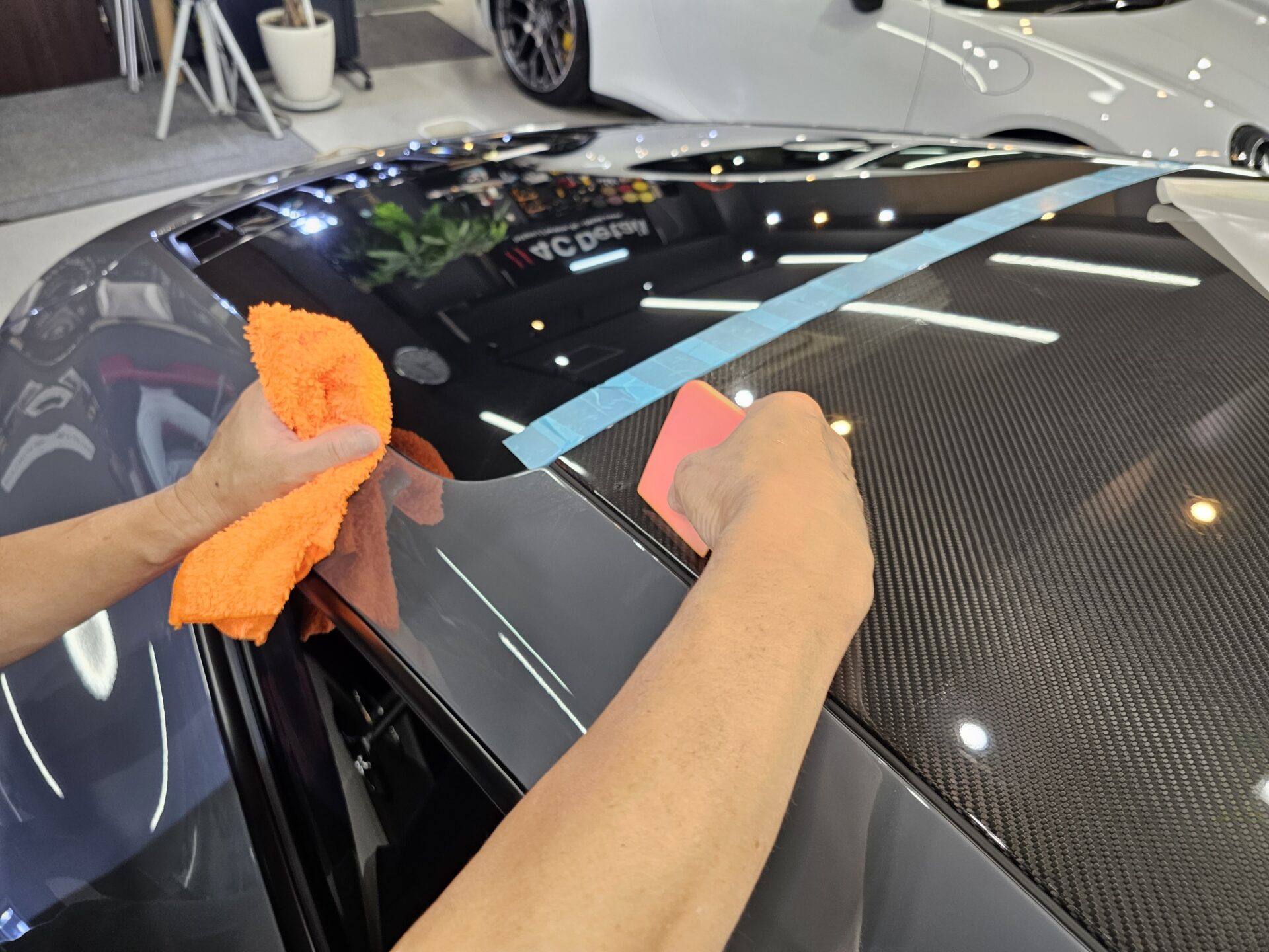 ポルシェ911カレラGTS(992.2)新車 ストレートグレーネオ XPEL PPF プロテクションフィルム細部処理