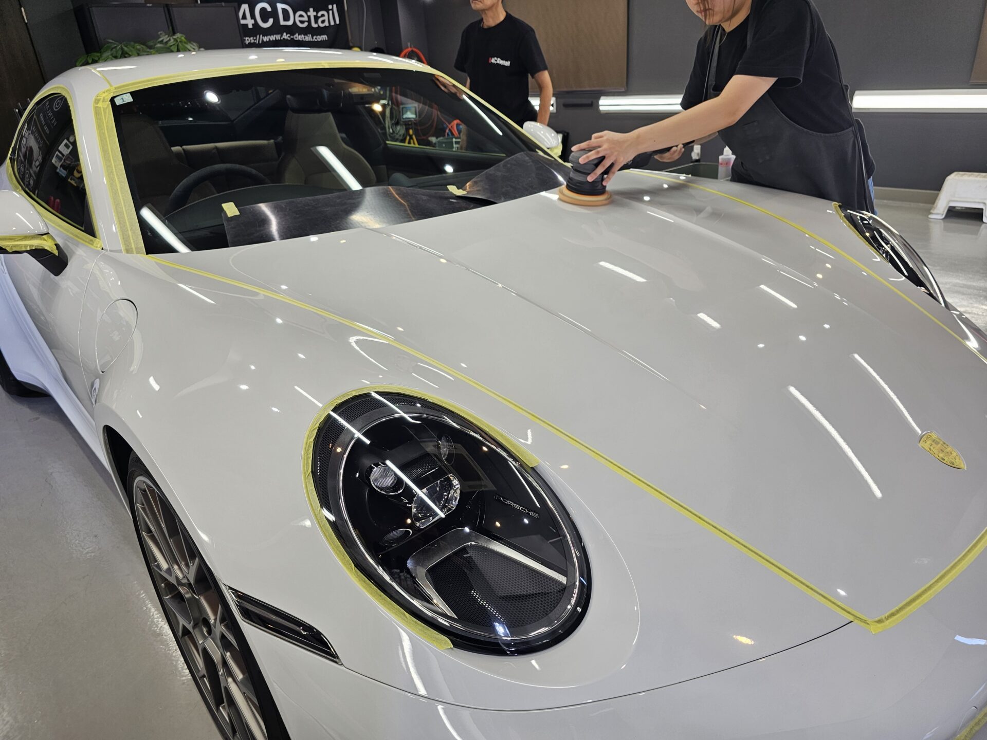 ポルシェ911カレラS(992.1)　磨き 下地処理
