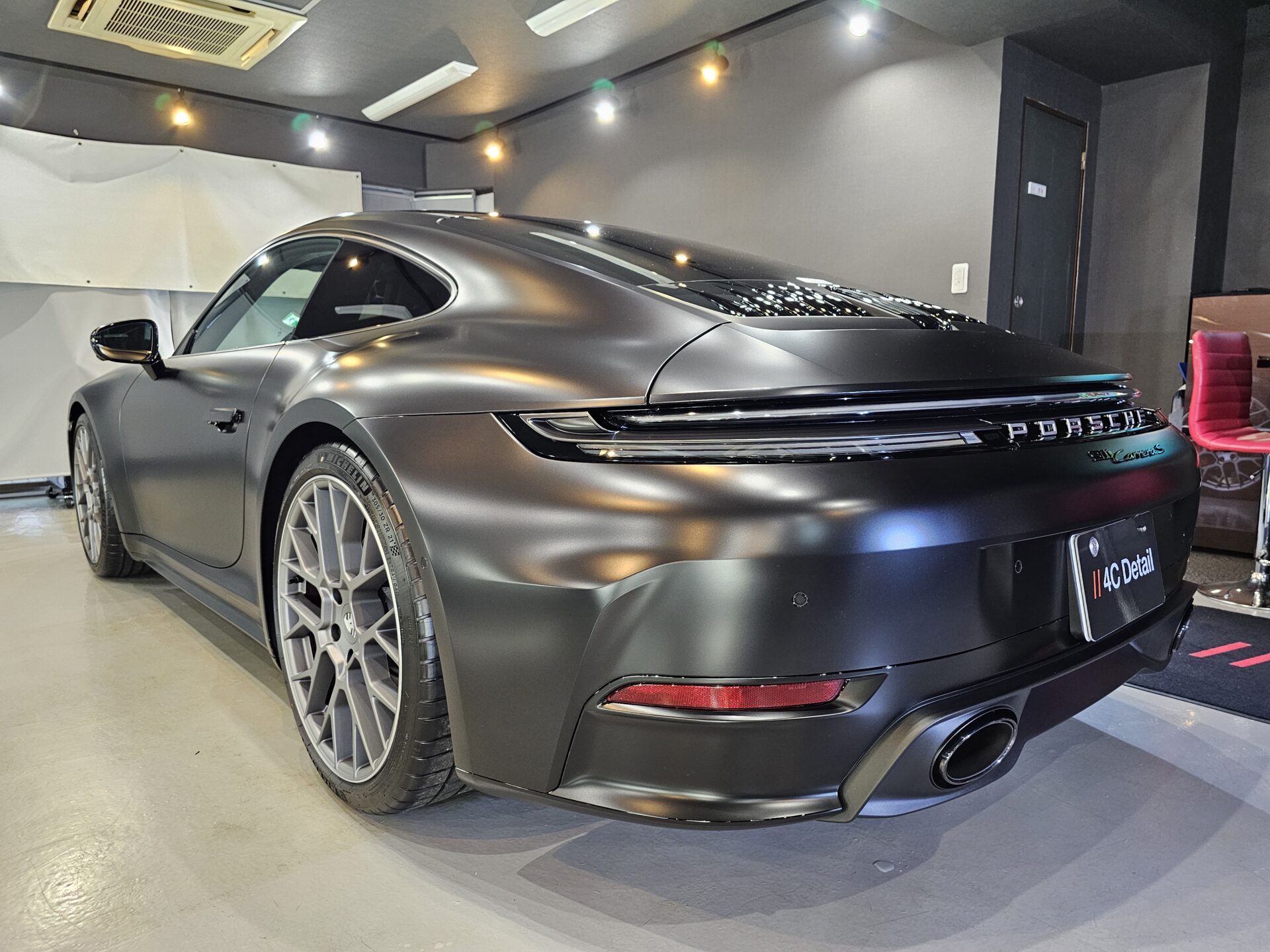ポルシェ911カレラS(992.2) XPELステルスフルプロテクションフィルム マットブラックラッピング フルラッピング フルコーティング