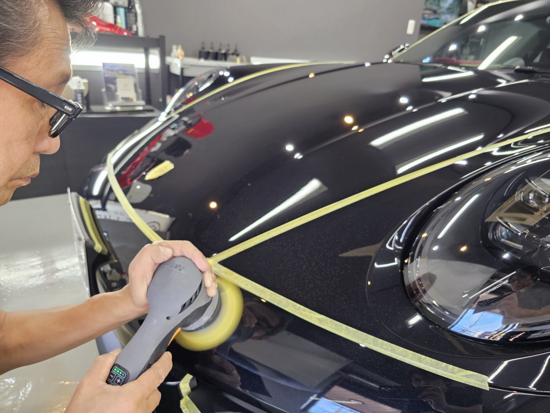 ポルシェ911カレラS(992.2) XPELステルスフルプロテクションフィルム マットブラックラッピング 磨き下地処理