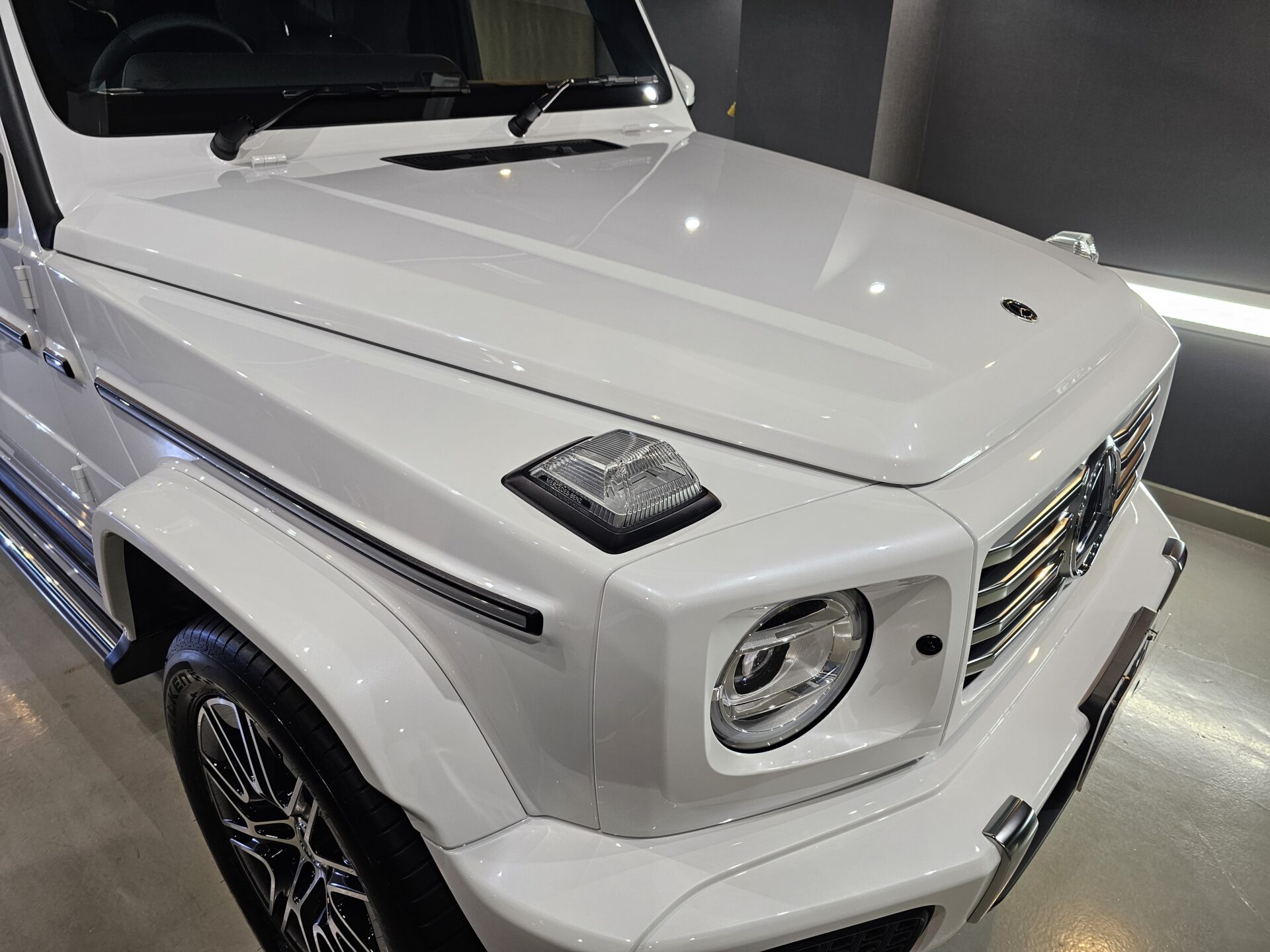 メルセデスベンツG450d ゲレンデ 新車 オパリスホワイト GTECHNIQ艶