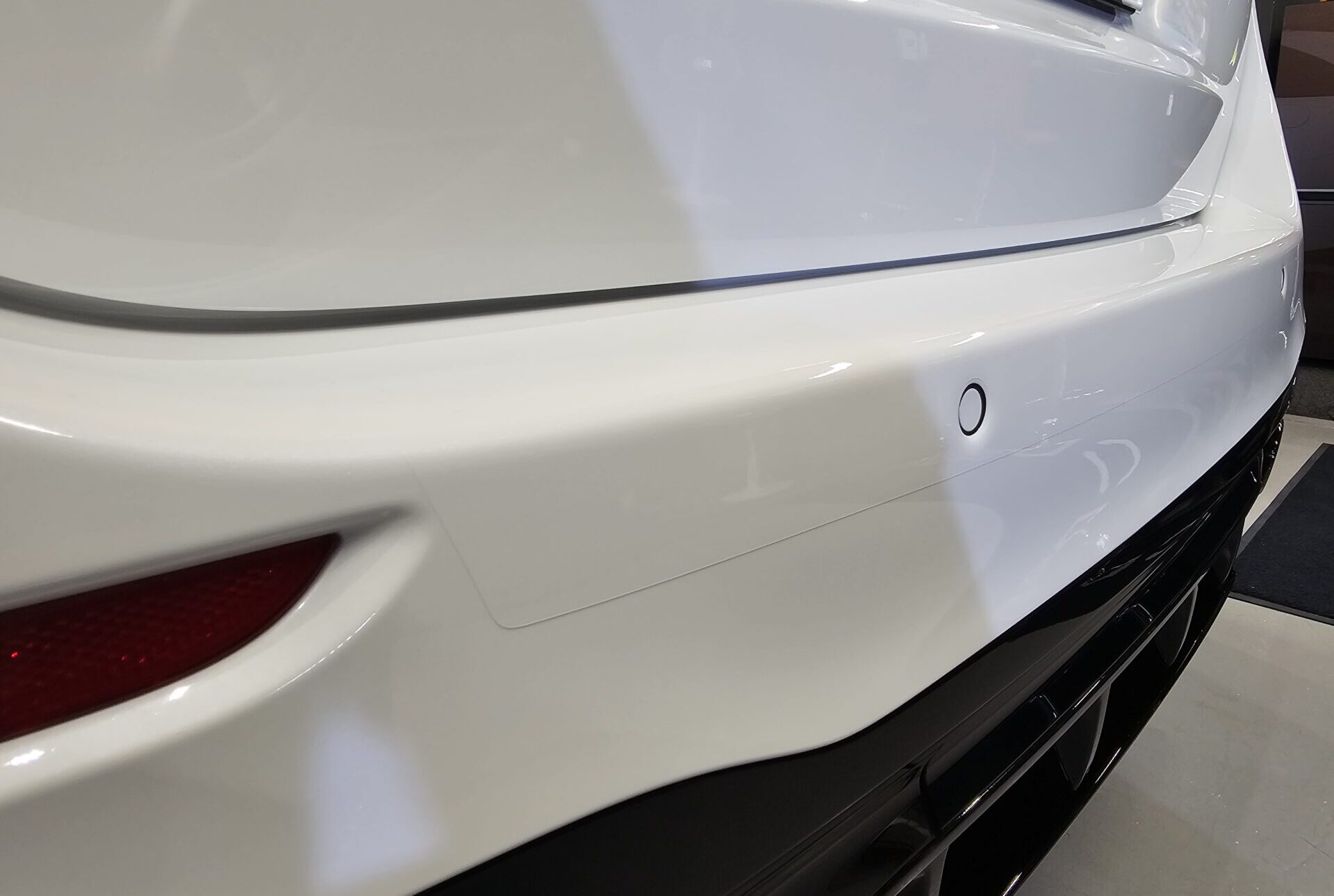 メルセデスAMG C43ステーションワゴン S206 オパリスホワイト リアラゲッジPPF