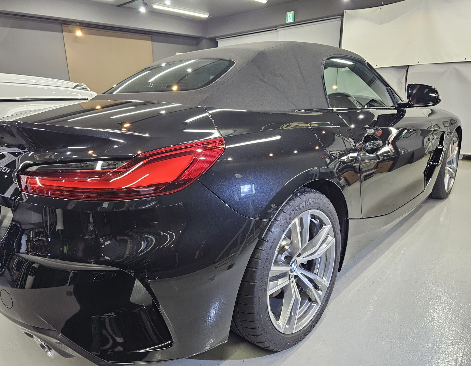 BMW Z4 XPEL STELTH PPF マットプロテクションフィルム 施工前下地処理完了4