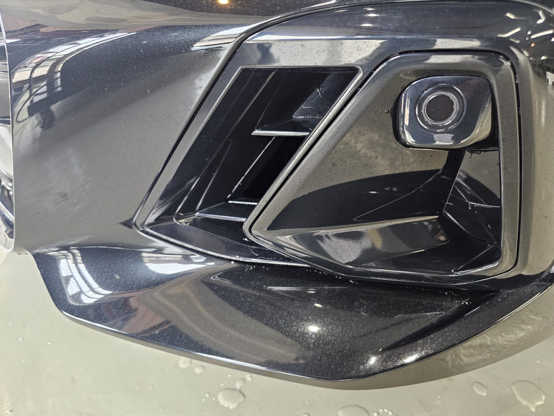 BMW Z4 XPEL STELTH PPF マットプロテクションフィルム 施工前細部スケール