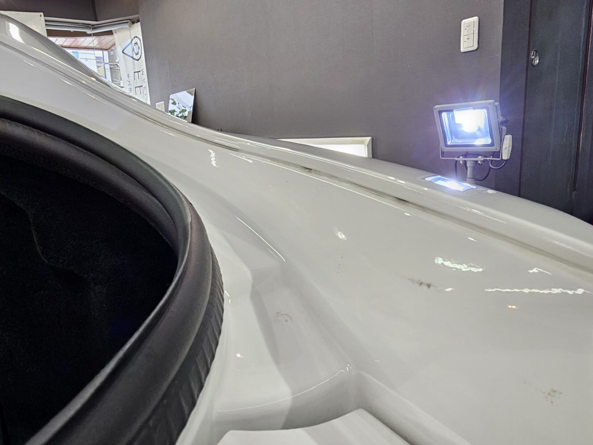 アストンマーチンヴァンテージ ドア内側汚れ