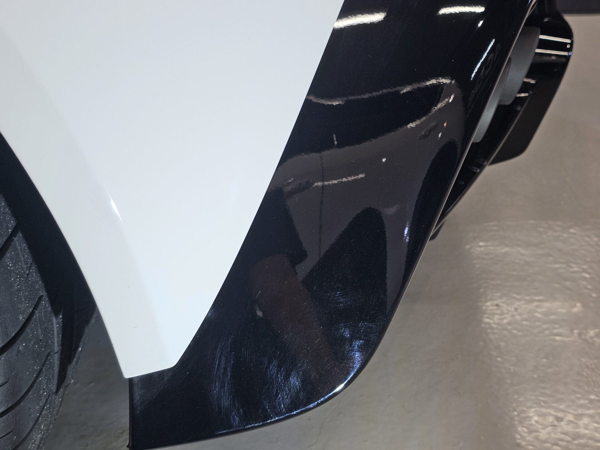 アストンマーチンヴァンテージ ワックス固着