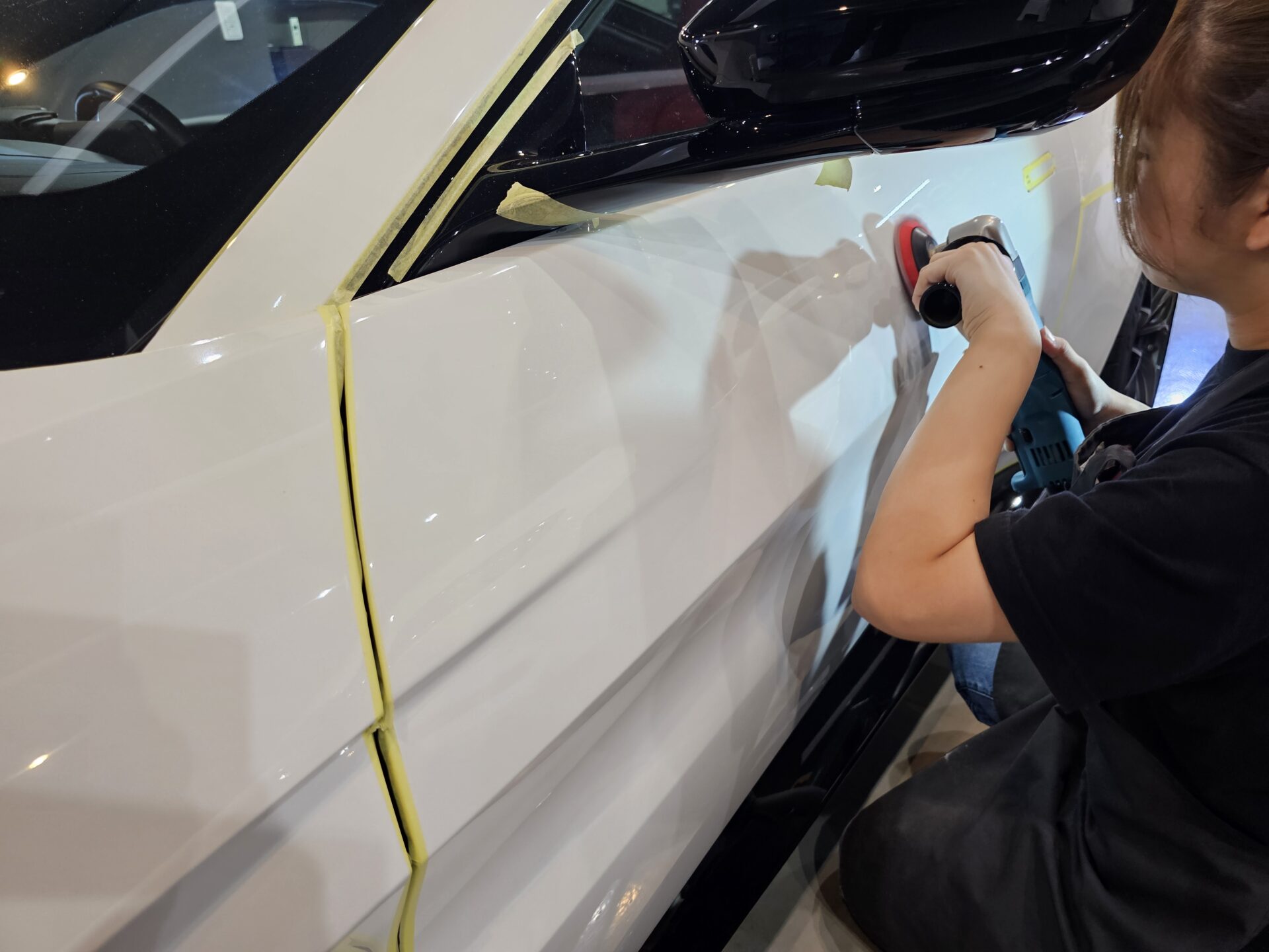 アストンマーチンヴァンテージ 研磨 磨き 下地処理