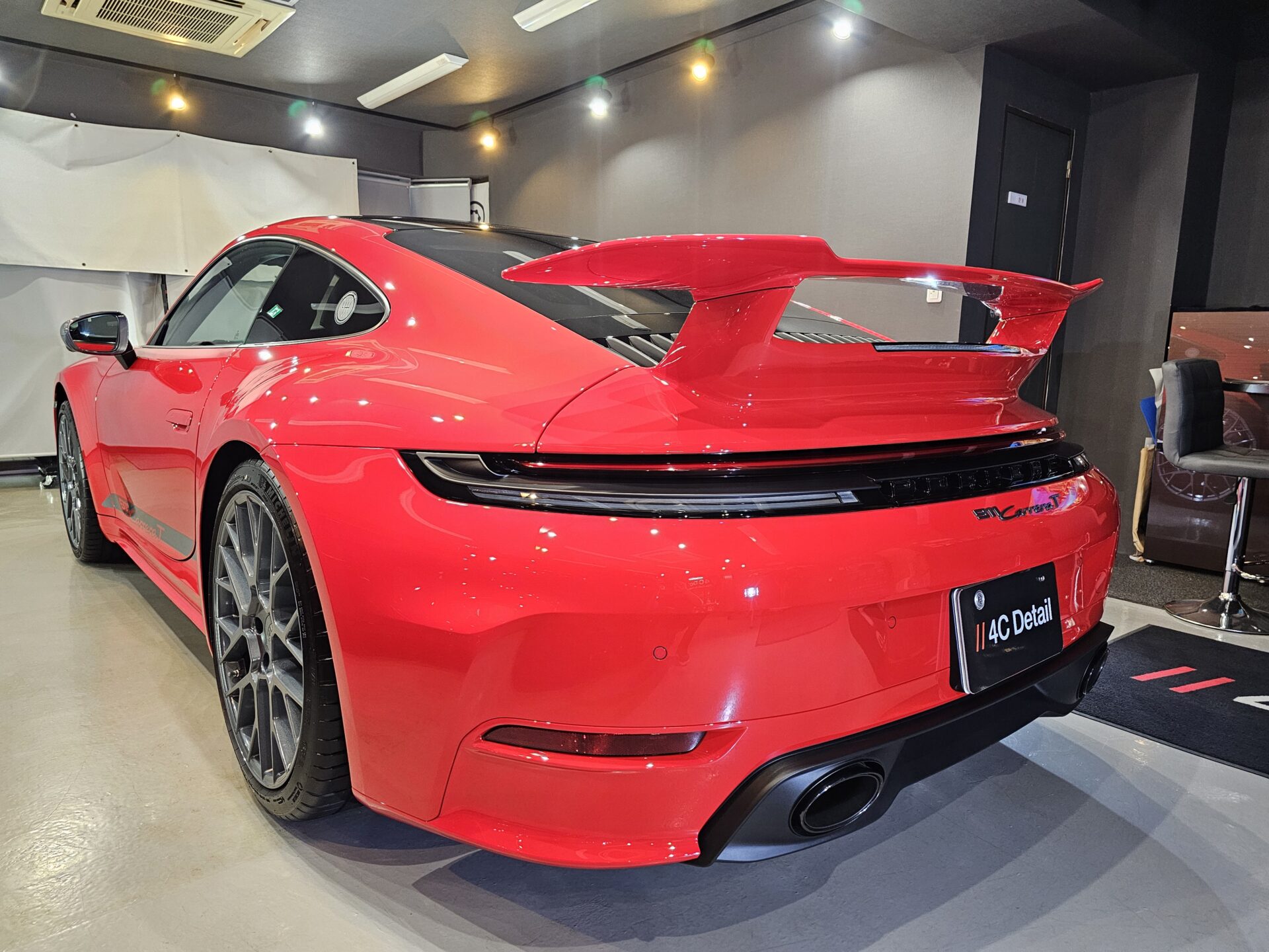 ポルシェ911カレラT 992.2 新車 ファインラボヒールプラスセラミックコーティング 自己修復